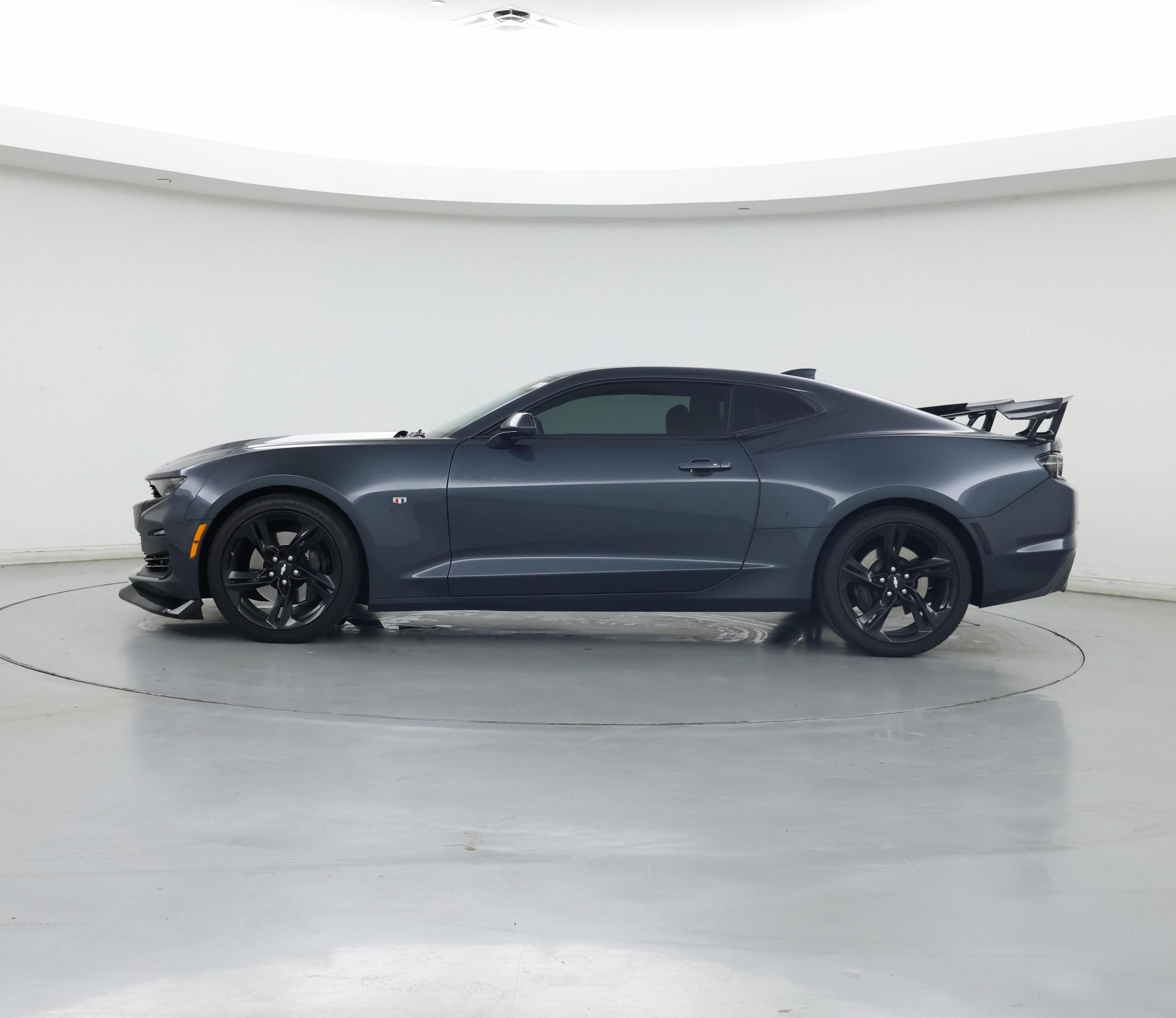 Thumbnail: 2019 Chevrolet Camaro - 3