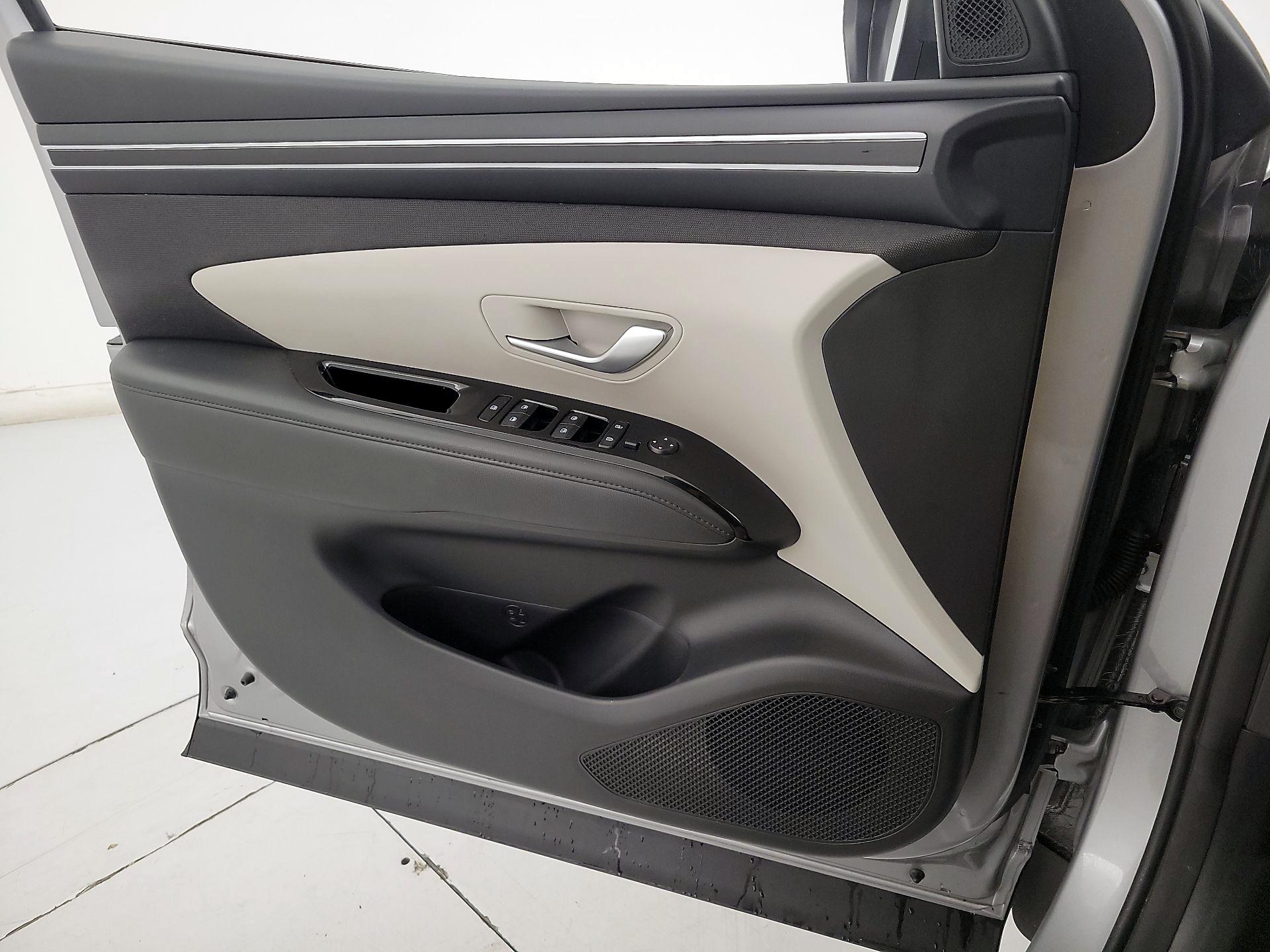 Thumbnail: 2023 Hyundai Tucson - 12
