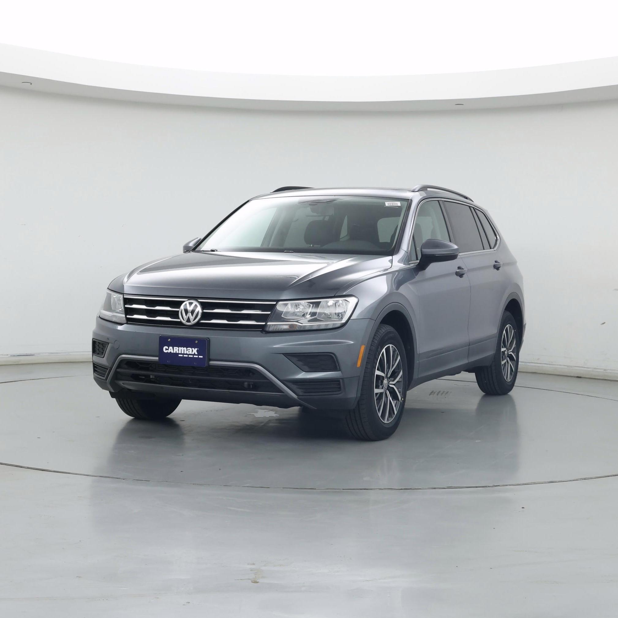 Thumbnail: 2019 Volkswagen Tiguan - 4