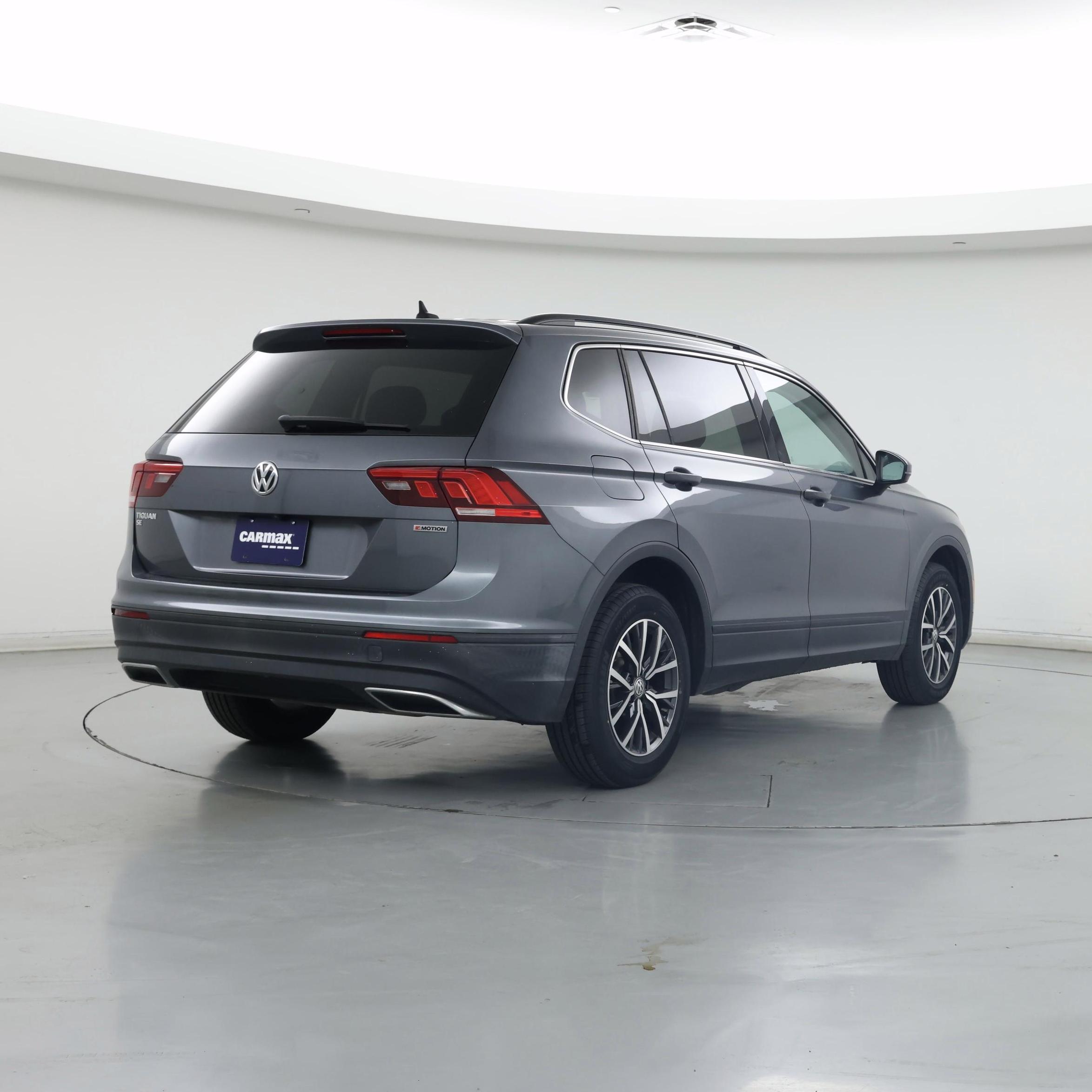 Thumbnail: 2019 Volkswagen Tiguan - 8