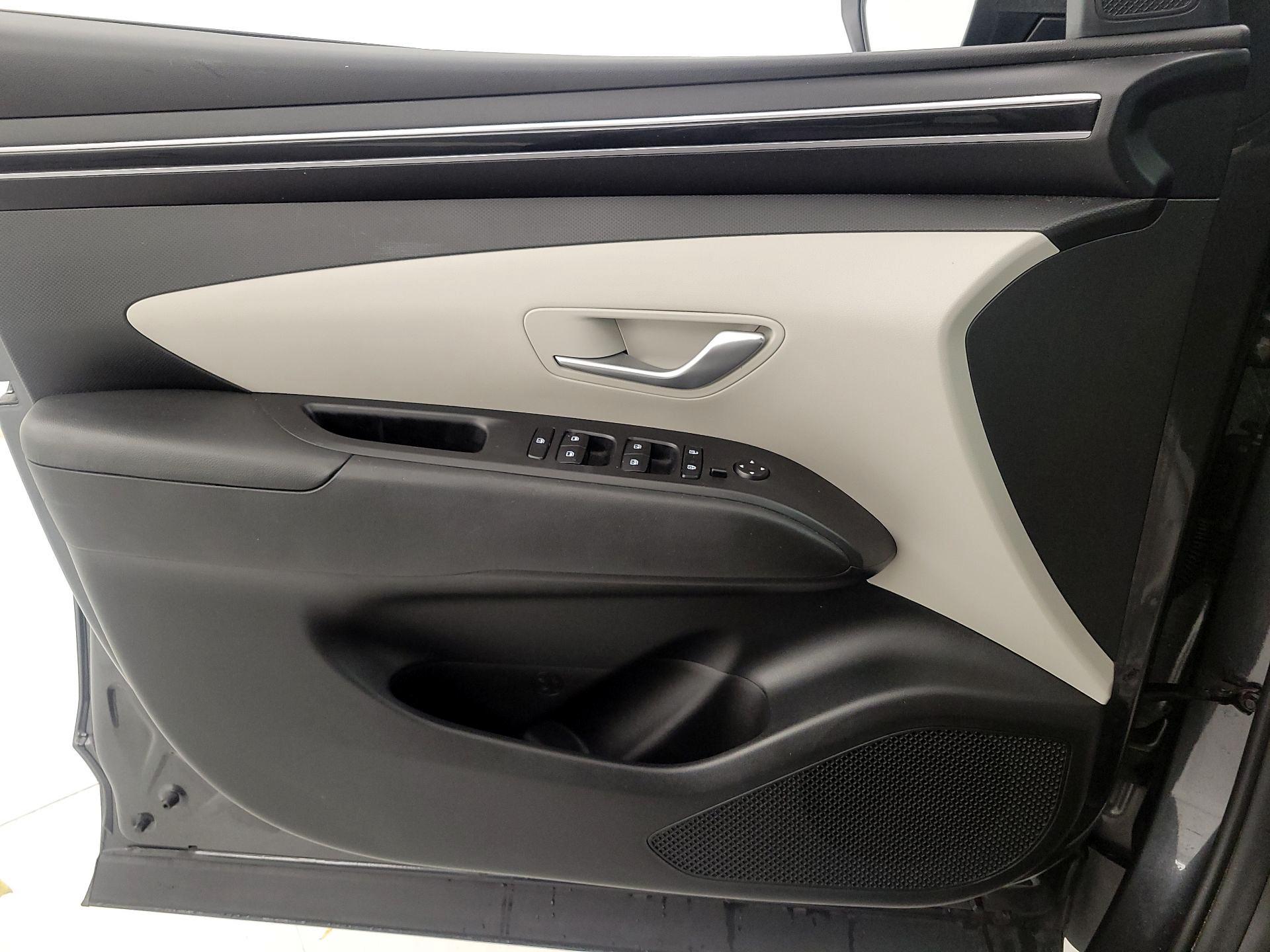 Thumbnail: 2023 Hyundai Tucson - 12