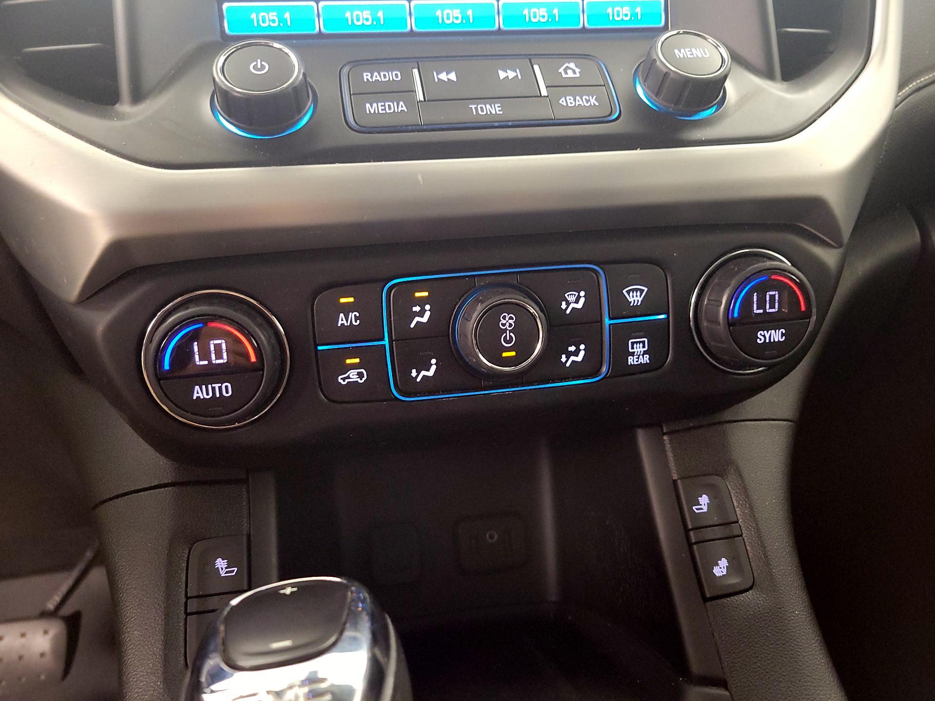 Thumbnail: 2019 GMC Acadia - 17