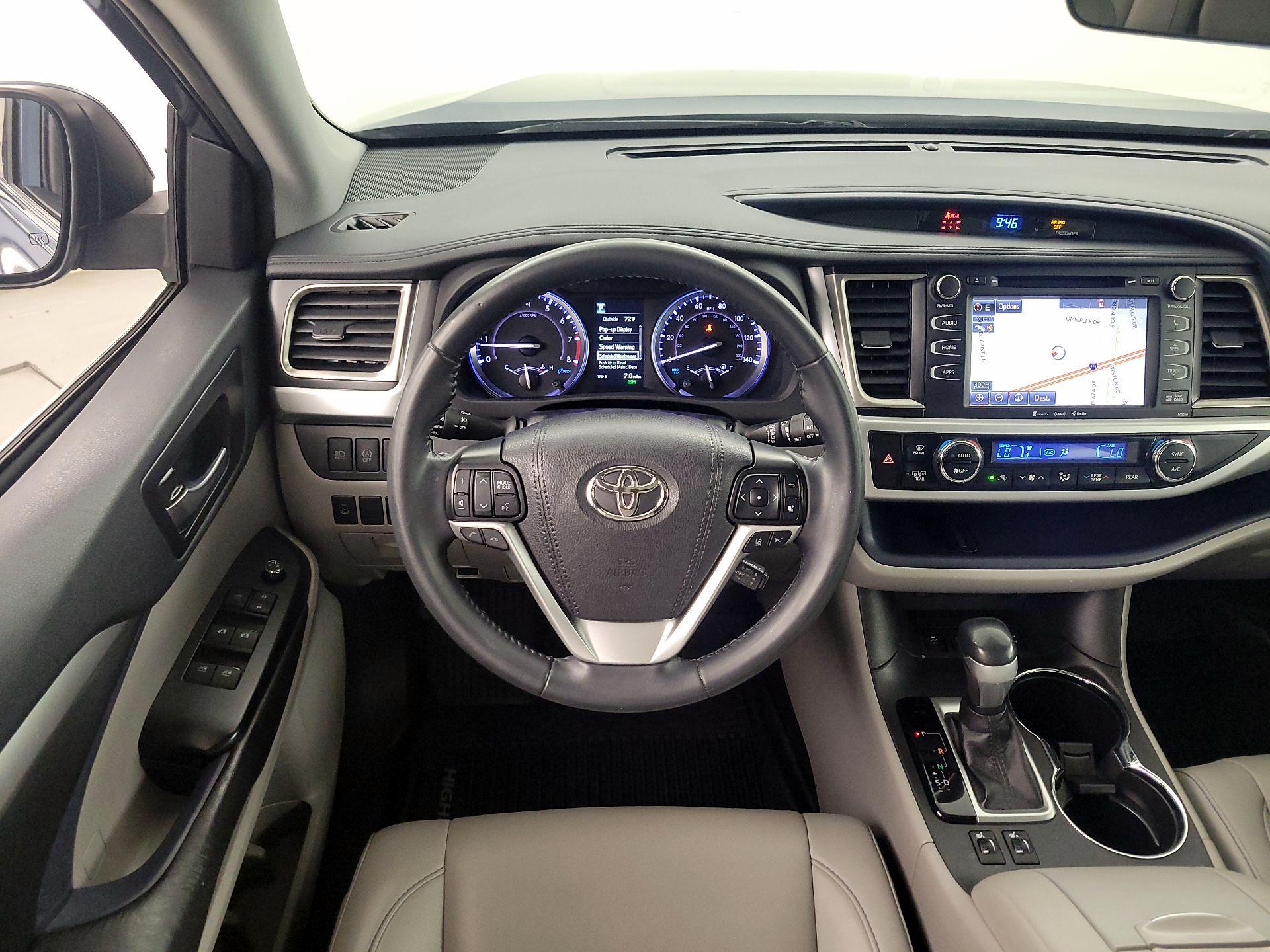 Thumbnail: 2019 Toyota Highlander - 10