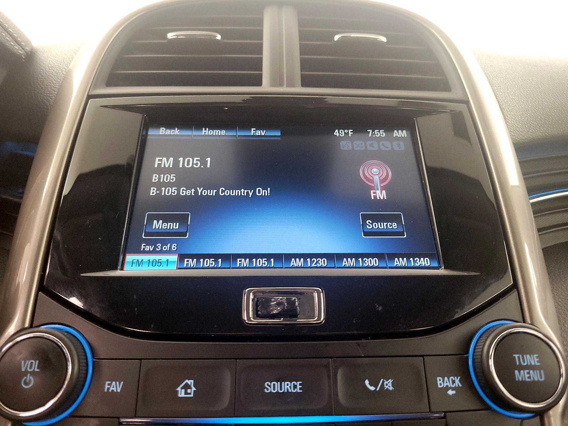 Thumbnail: 2015 Chevrolet Malibu - 15