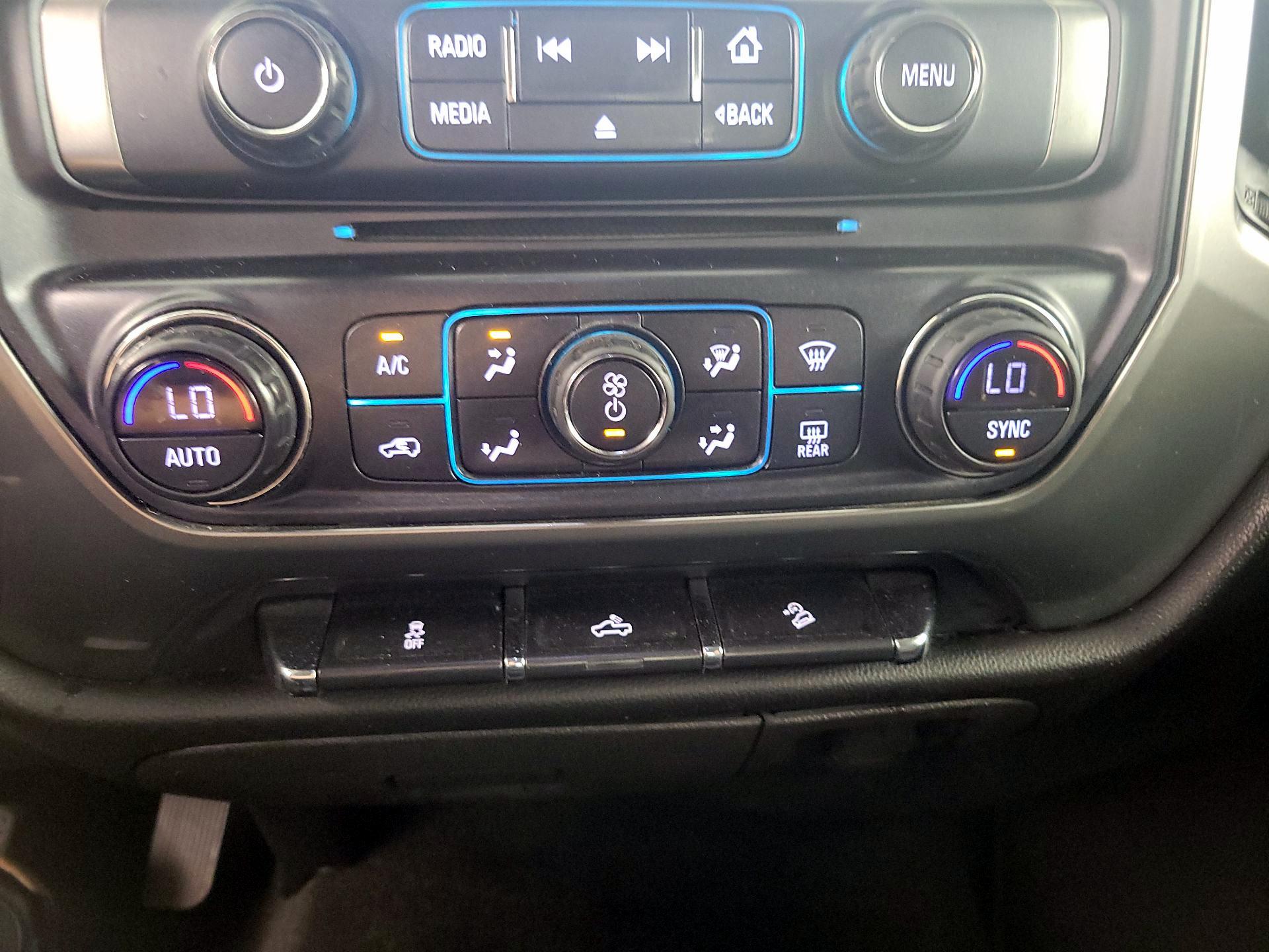 Thumbnail: 2018 Chevrolet Silverado 1500 - 16
