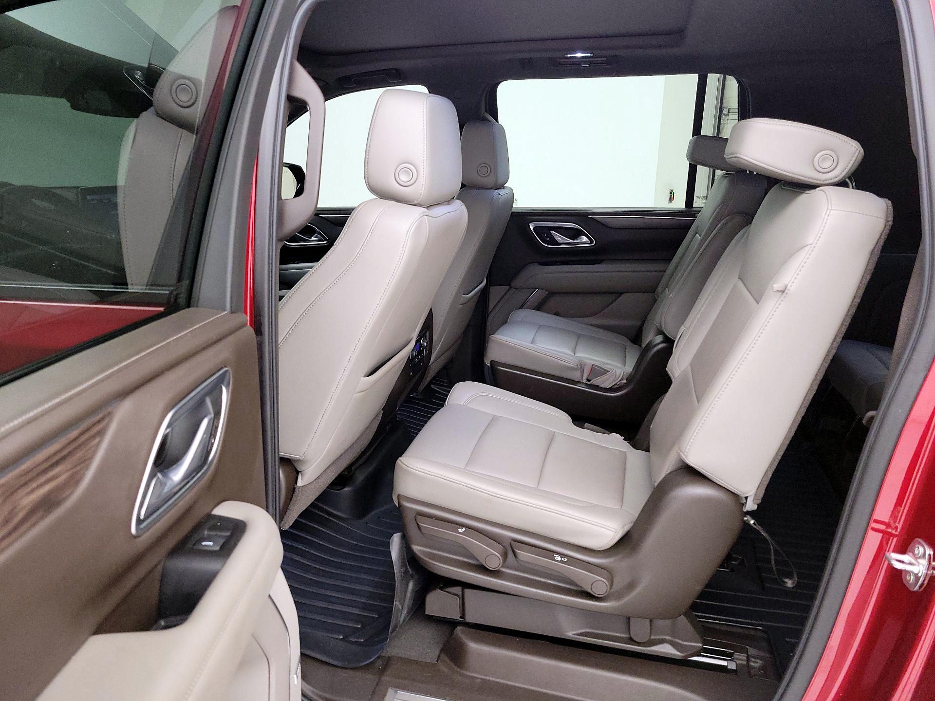 Thumbnail: 2021 Chevrolet Suburban - 17