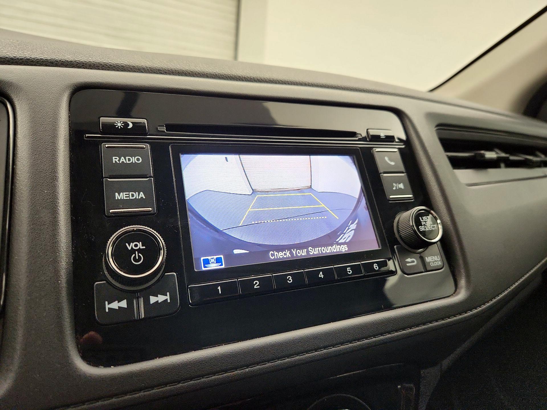 Thumbnail: 2019 Honda HR-V - 14