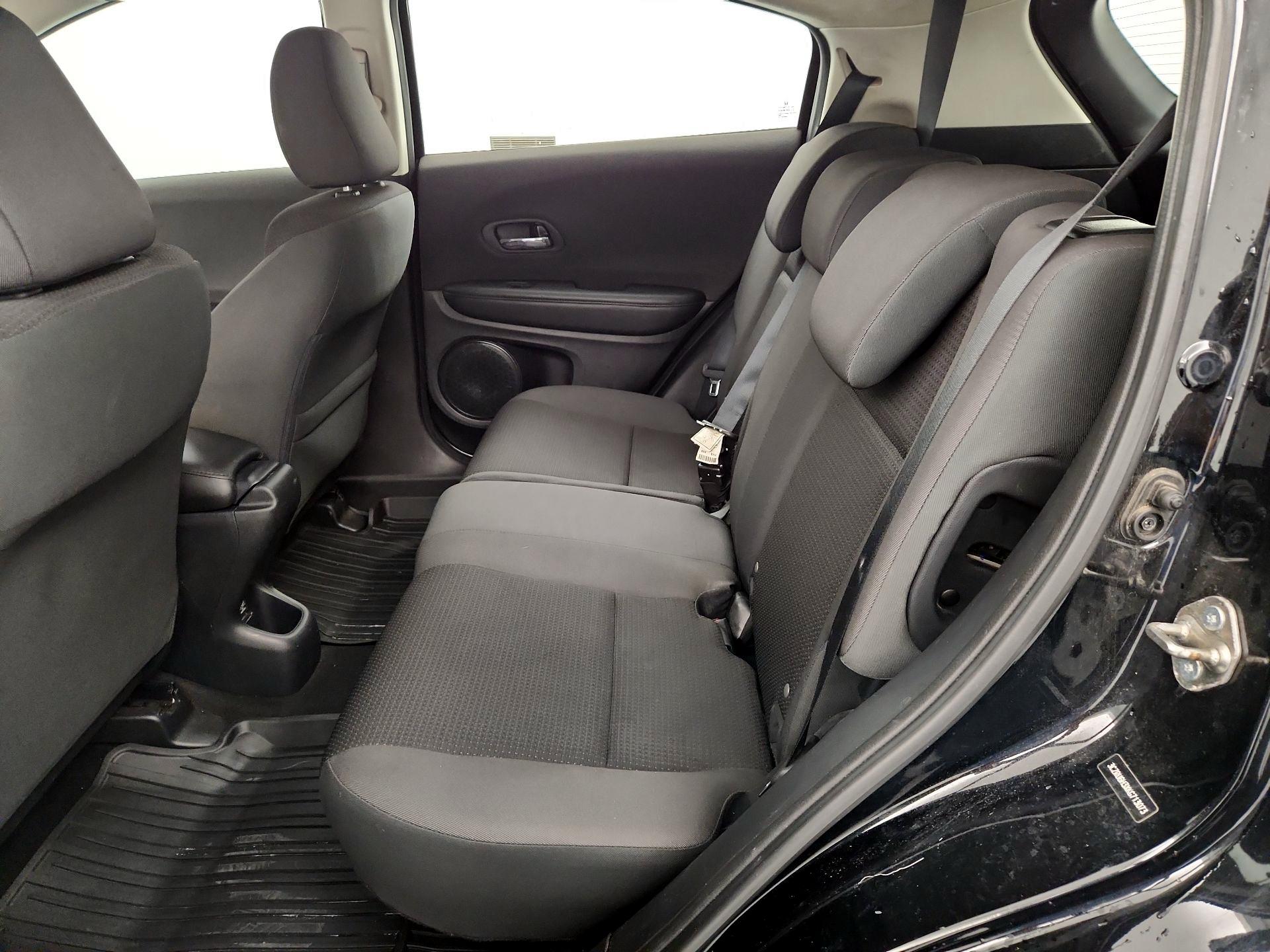 Thumbnail: 2019 Honda HR-V - 19