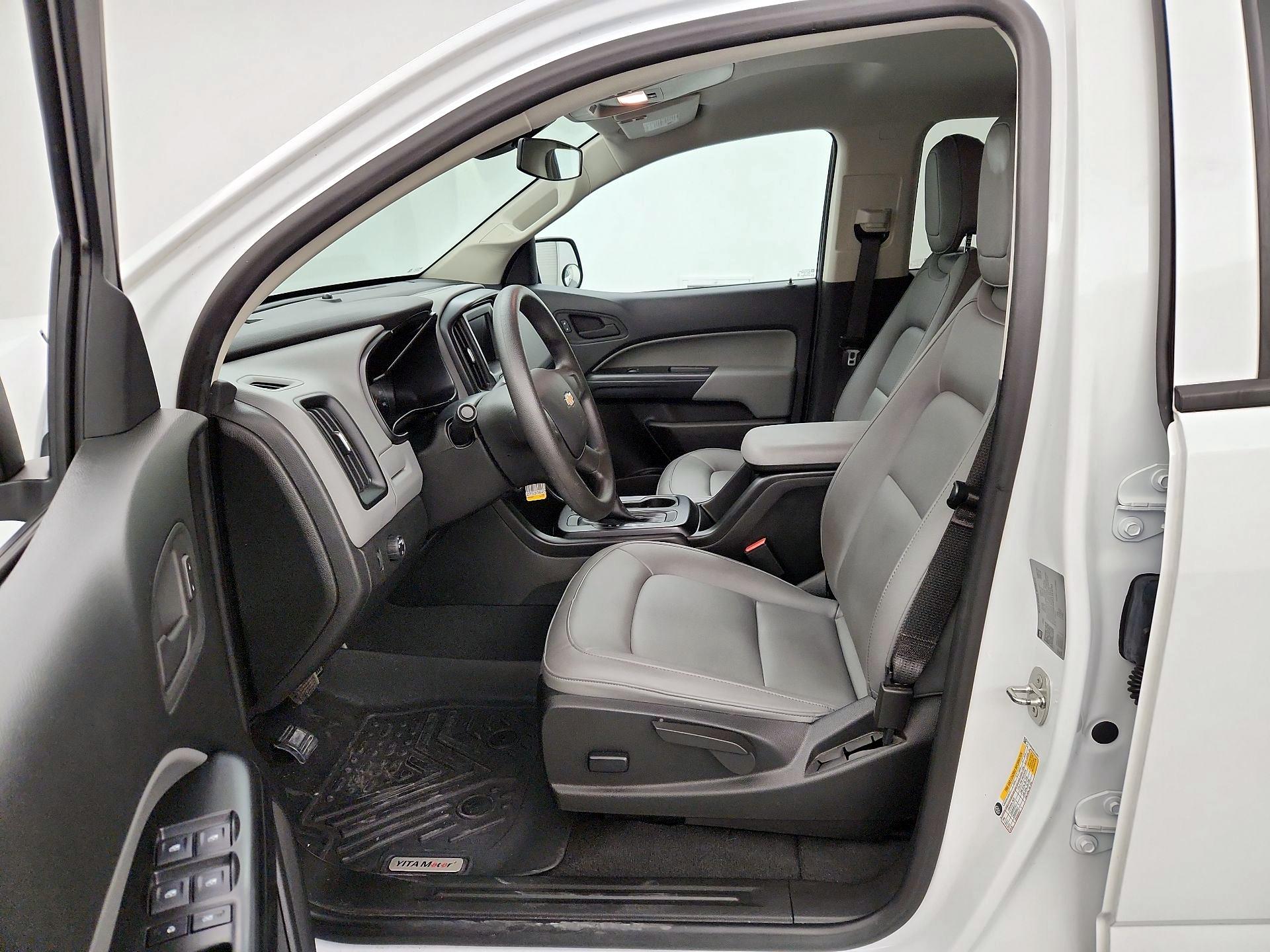 Thumbnail: 2022 Chevrolet Colorado - 9