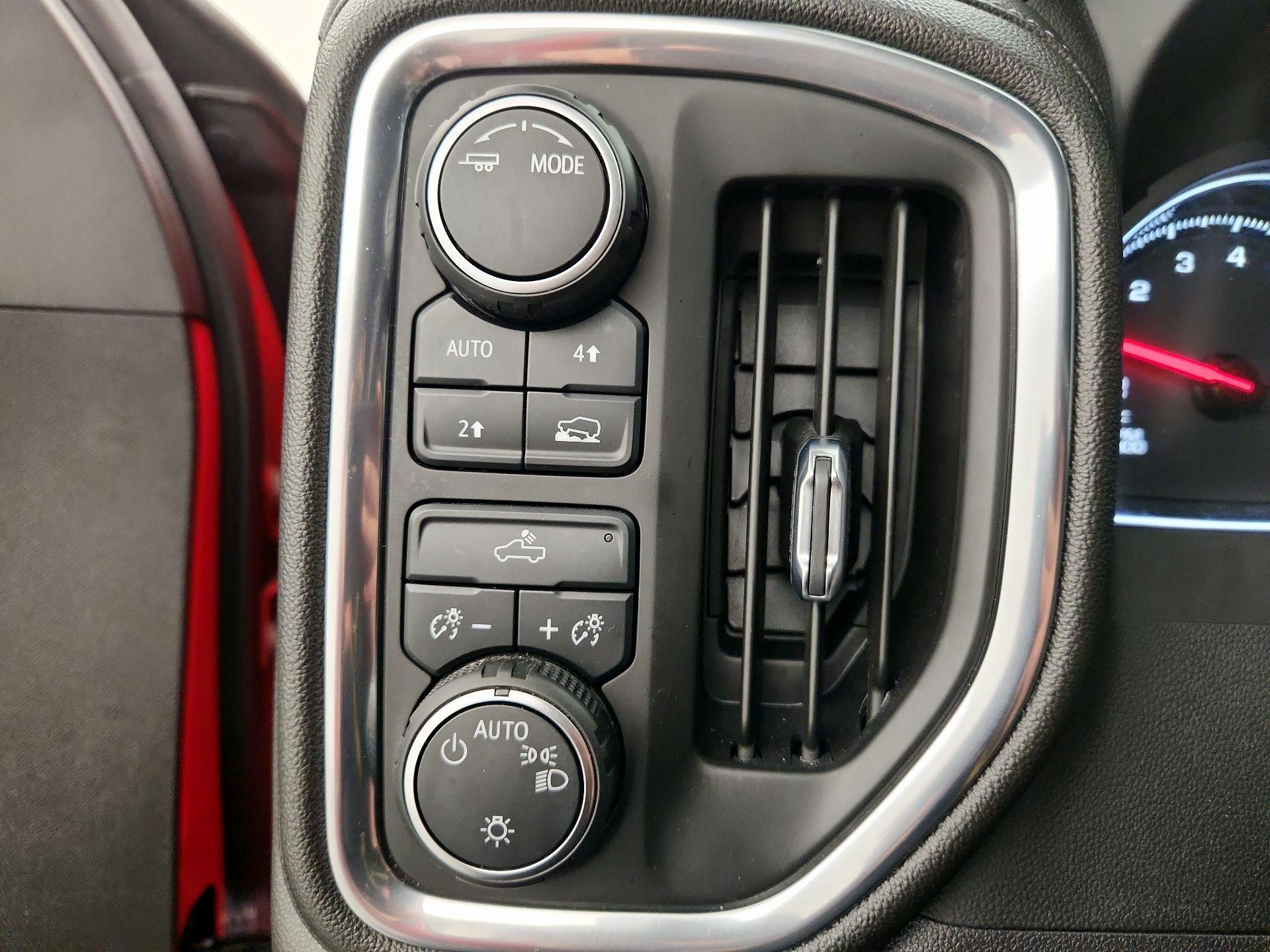 Thumbnail: 2022 Chevrolet Silverado 1500 - 13