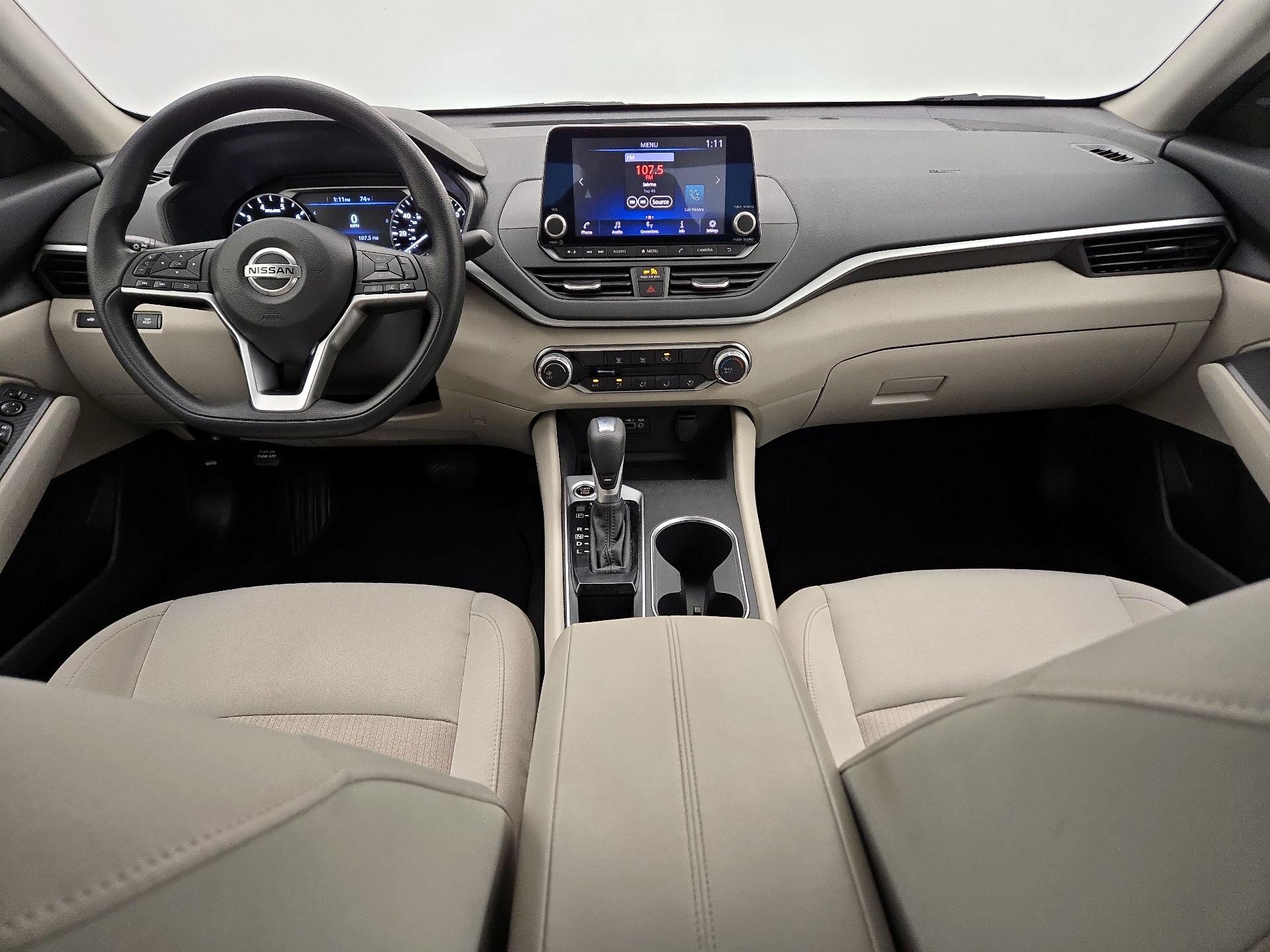 Thumbnail: 2022 Nissan Altima - 9