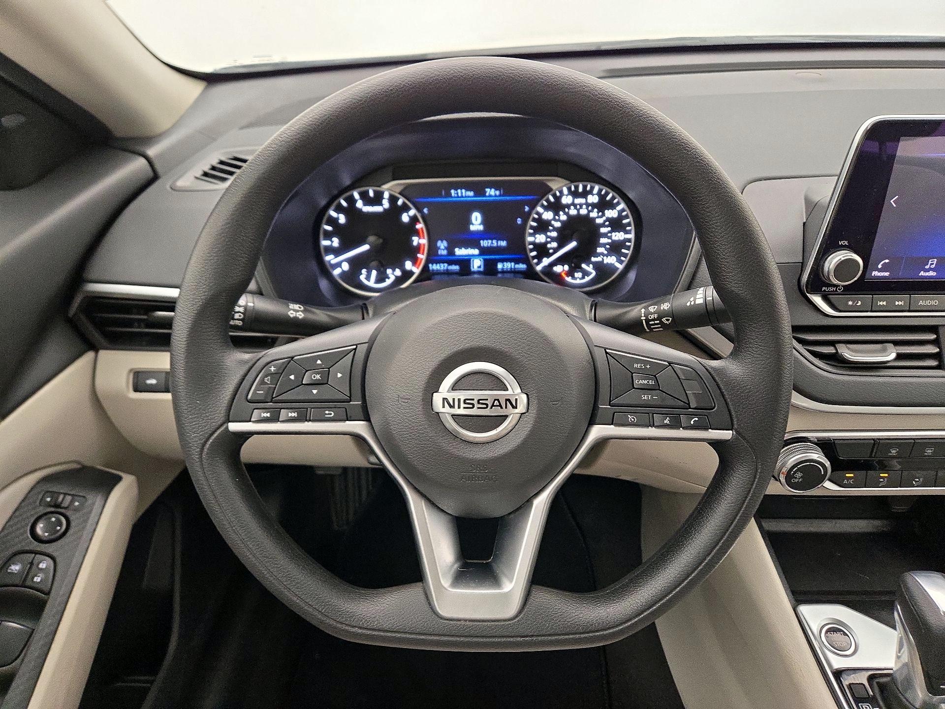 Thumbnail: 2022 Nissan Altima - 10