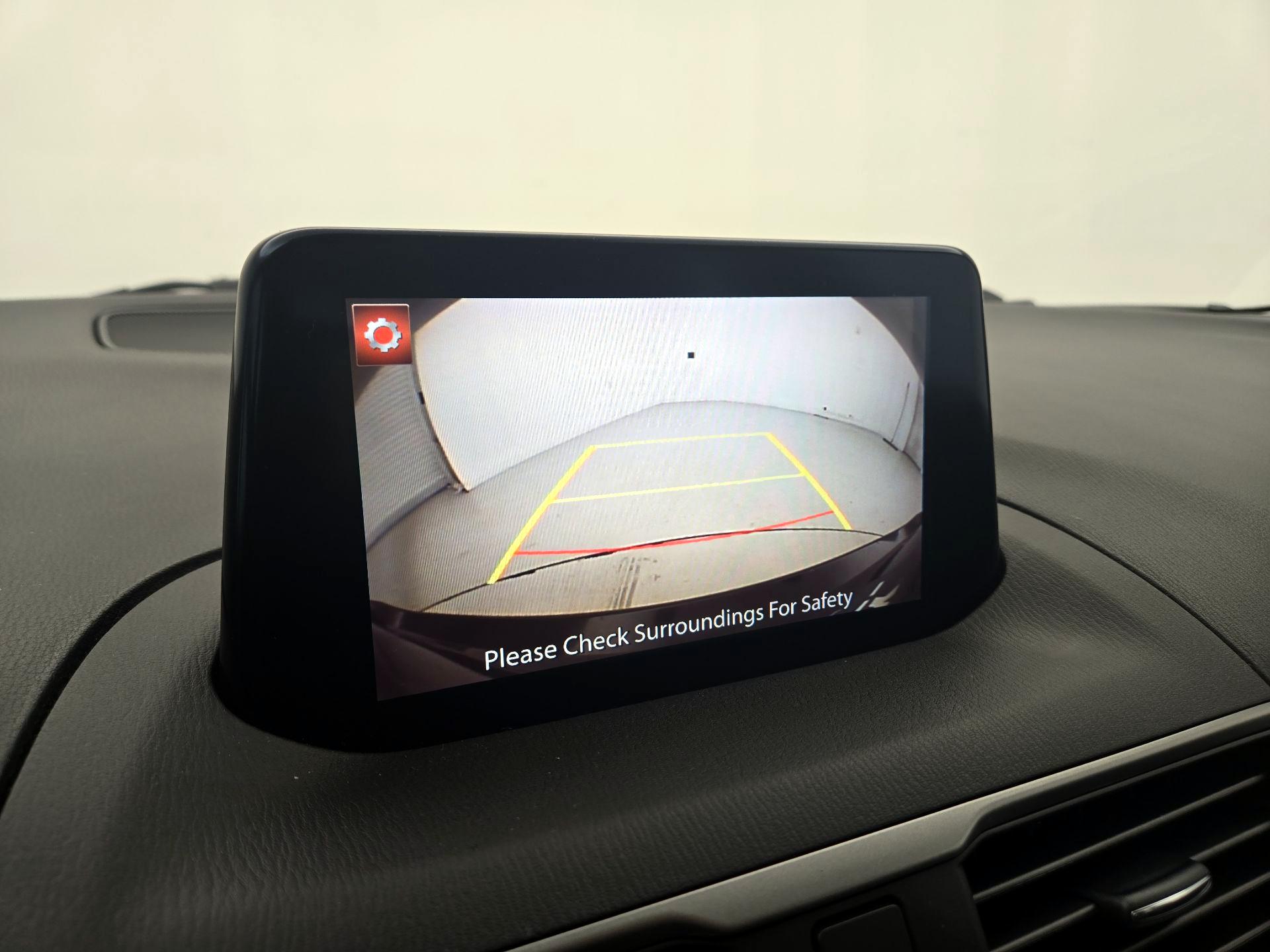 Thumbnail: 2017 Mazda Mazda3 - 15