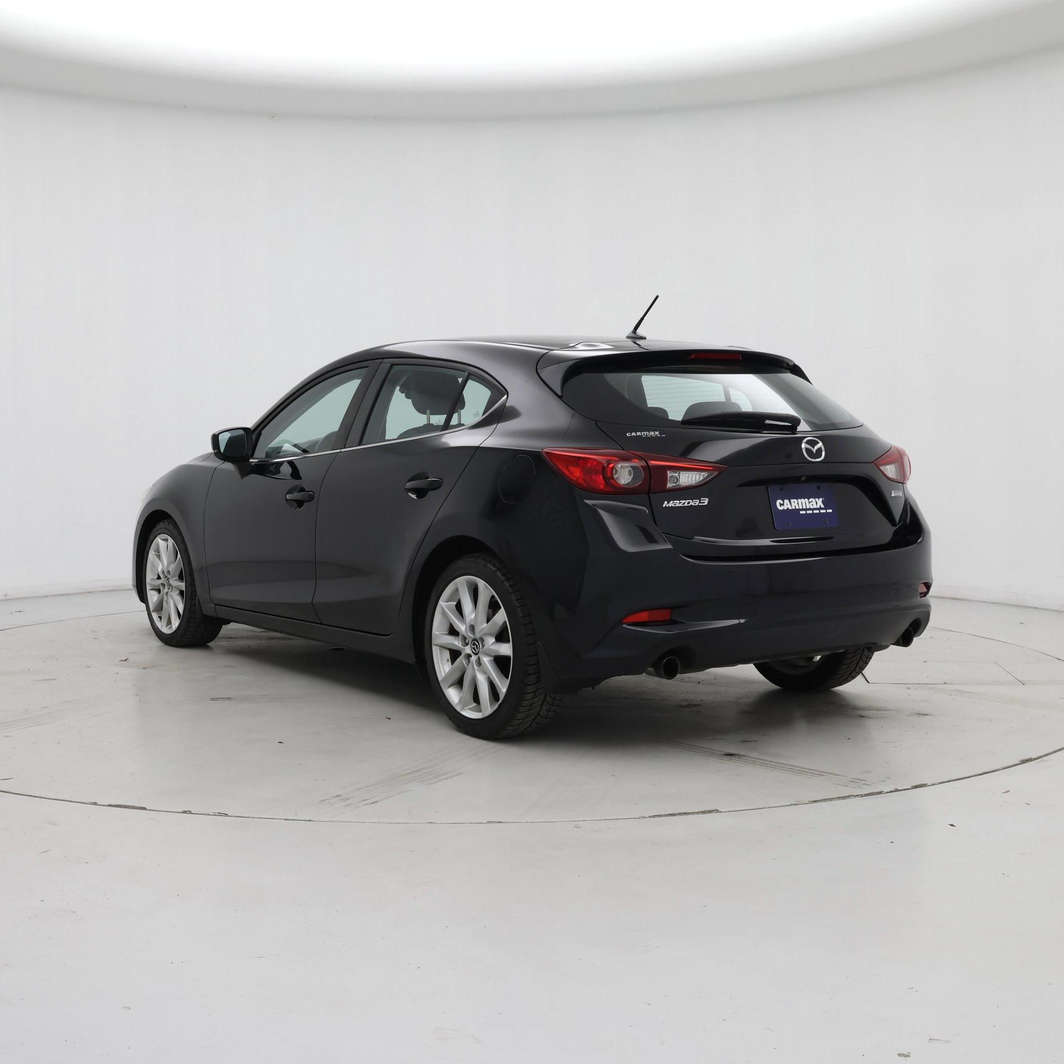 Thumbnail: 2017 Mazda Mazda3 - 2