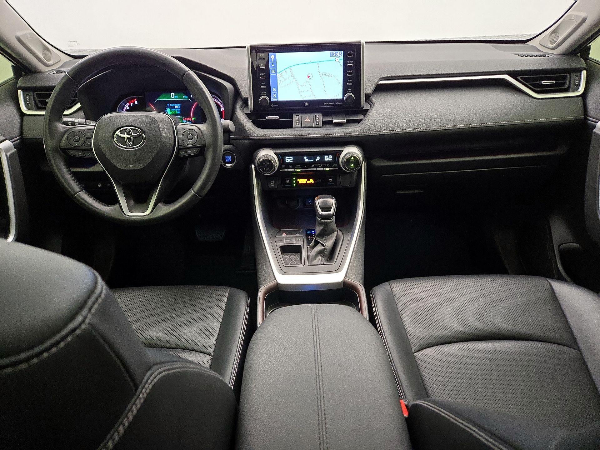 Thumbnail: 2020 Toyota RAV4 - 9