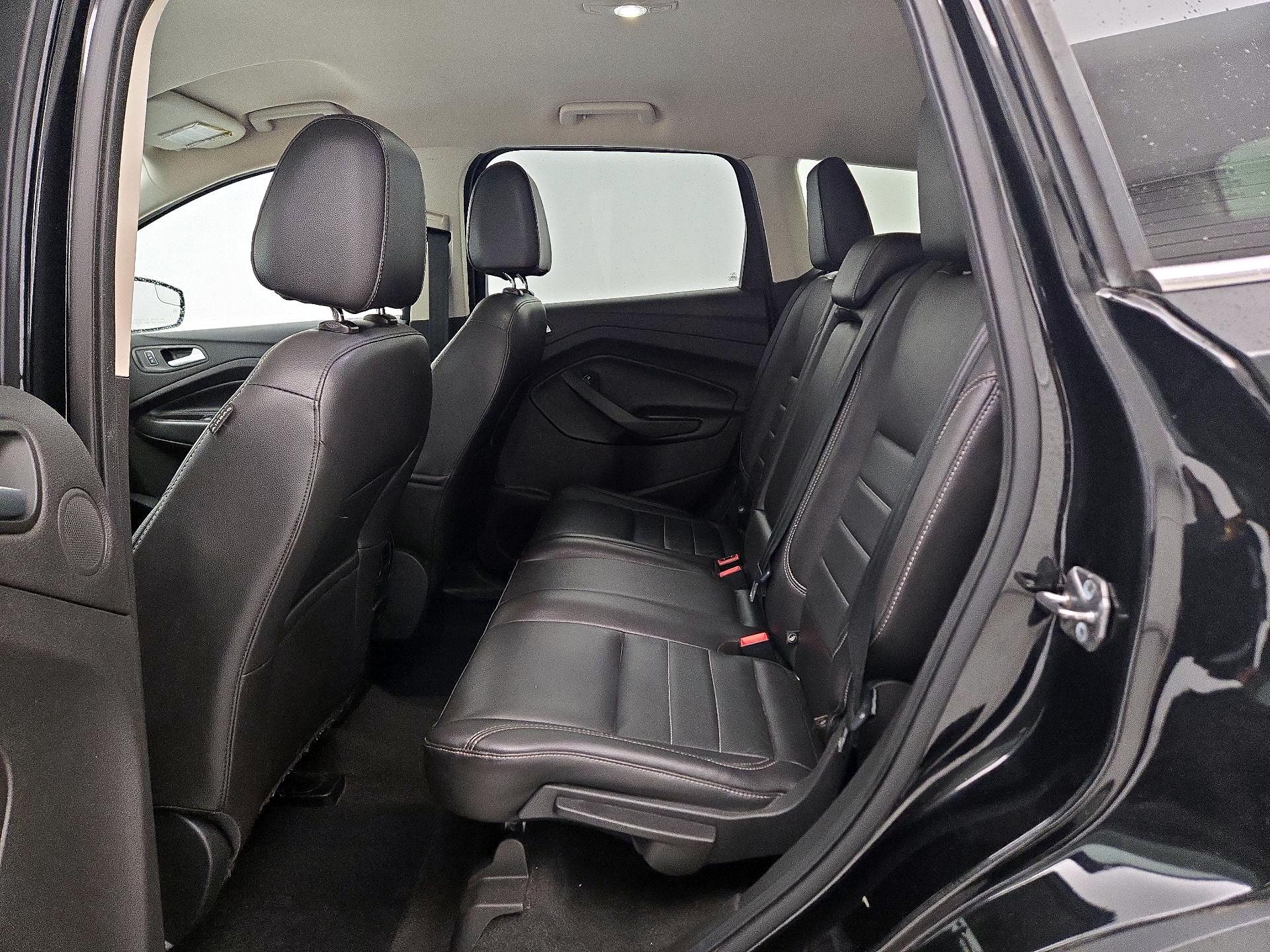 Thumbnail: 2016 Ford Escape - 18