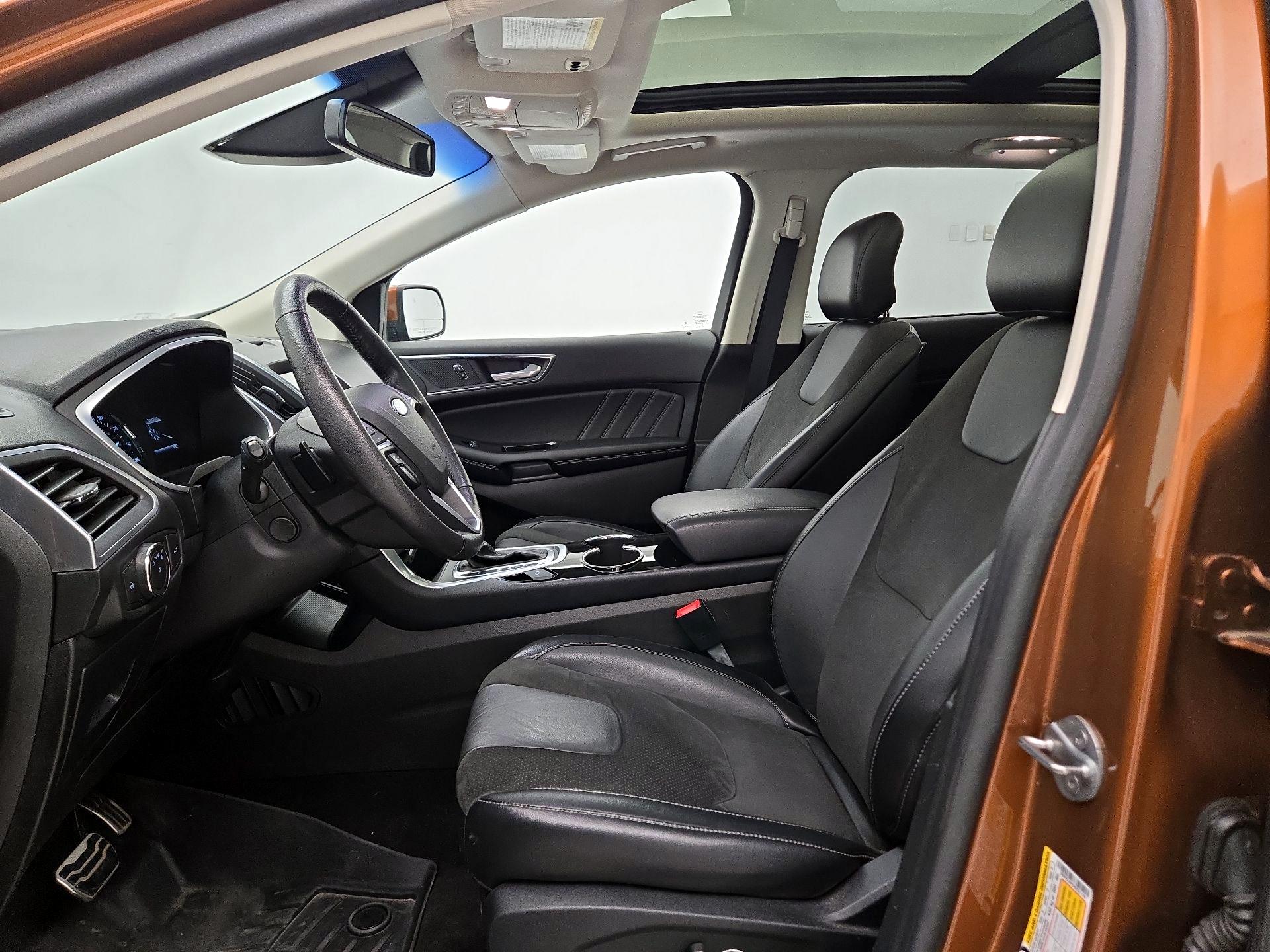 Thumbnail: 2017 Ford Edge - 11