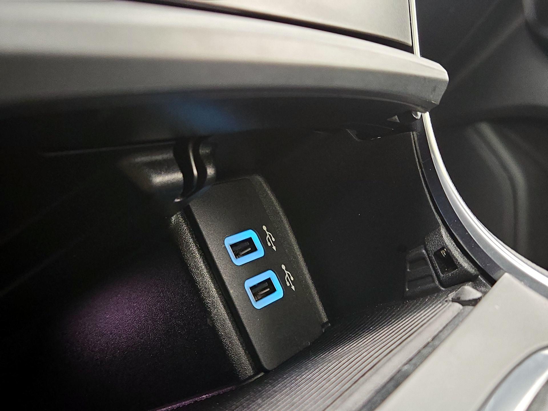 Thumbnail: 2017 Ford Edge - 19