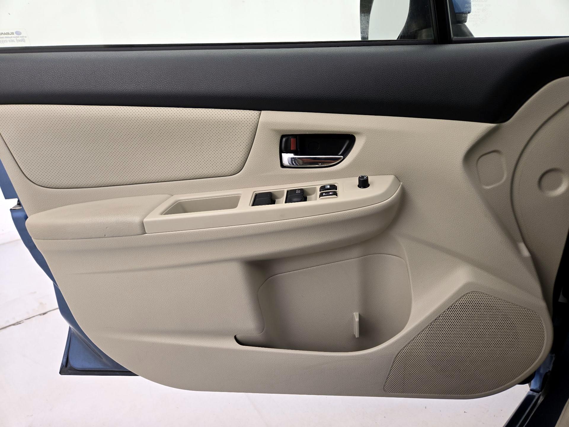 Thumbnail: 2014 Subaru XV Crosstrek - 12
