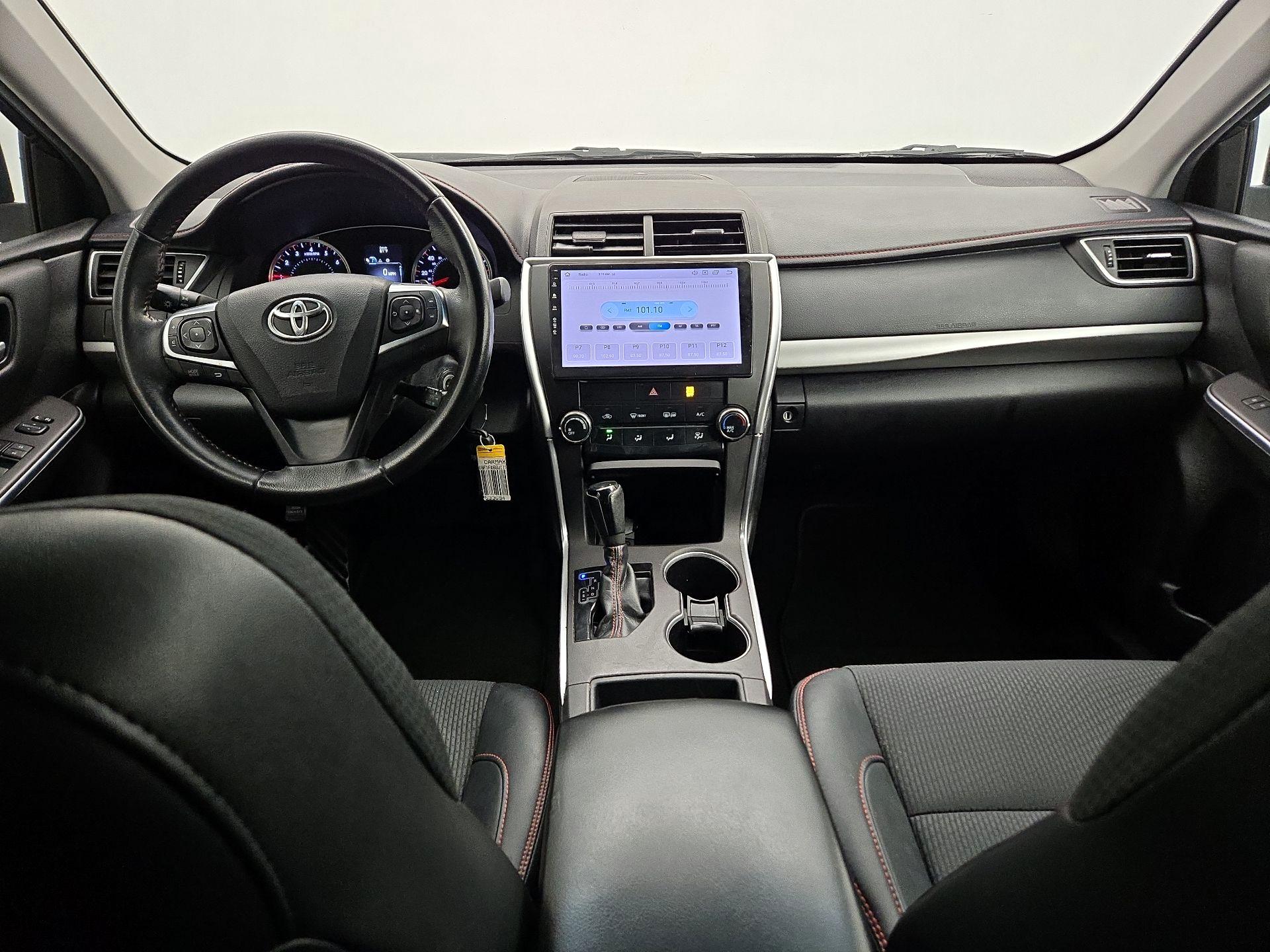 Thumbnail: 2016 Toyota Camry - 9