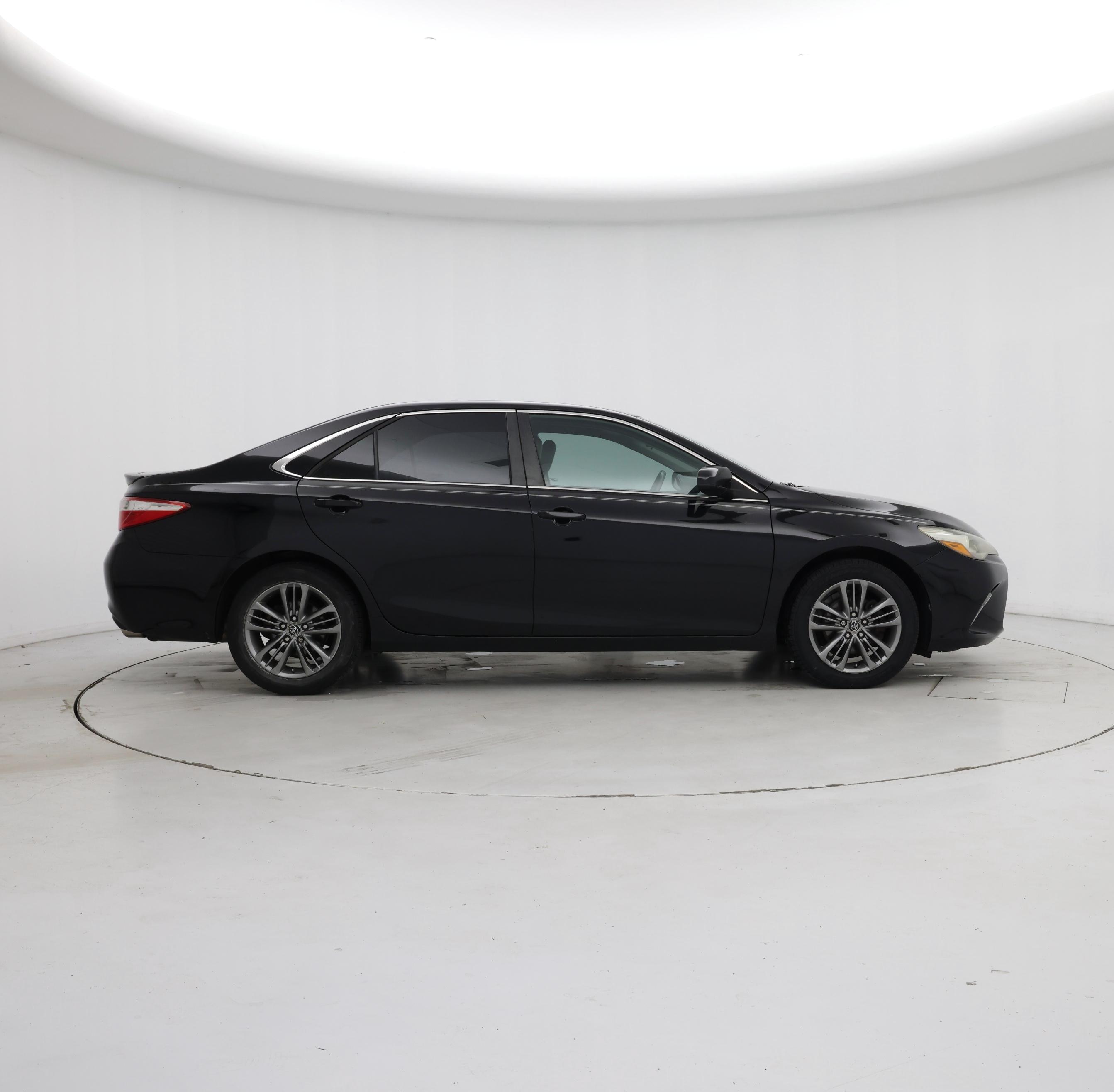 Thumbnail: 2016 Toyota Camry - 7