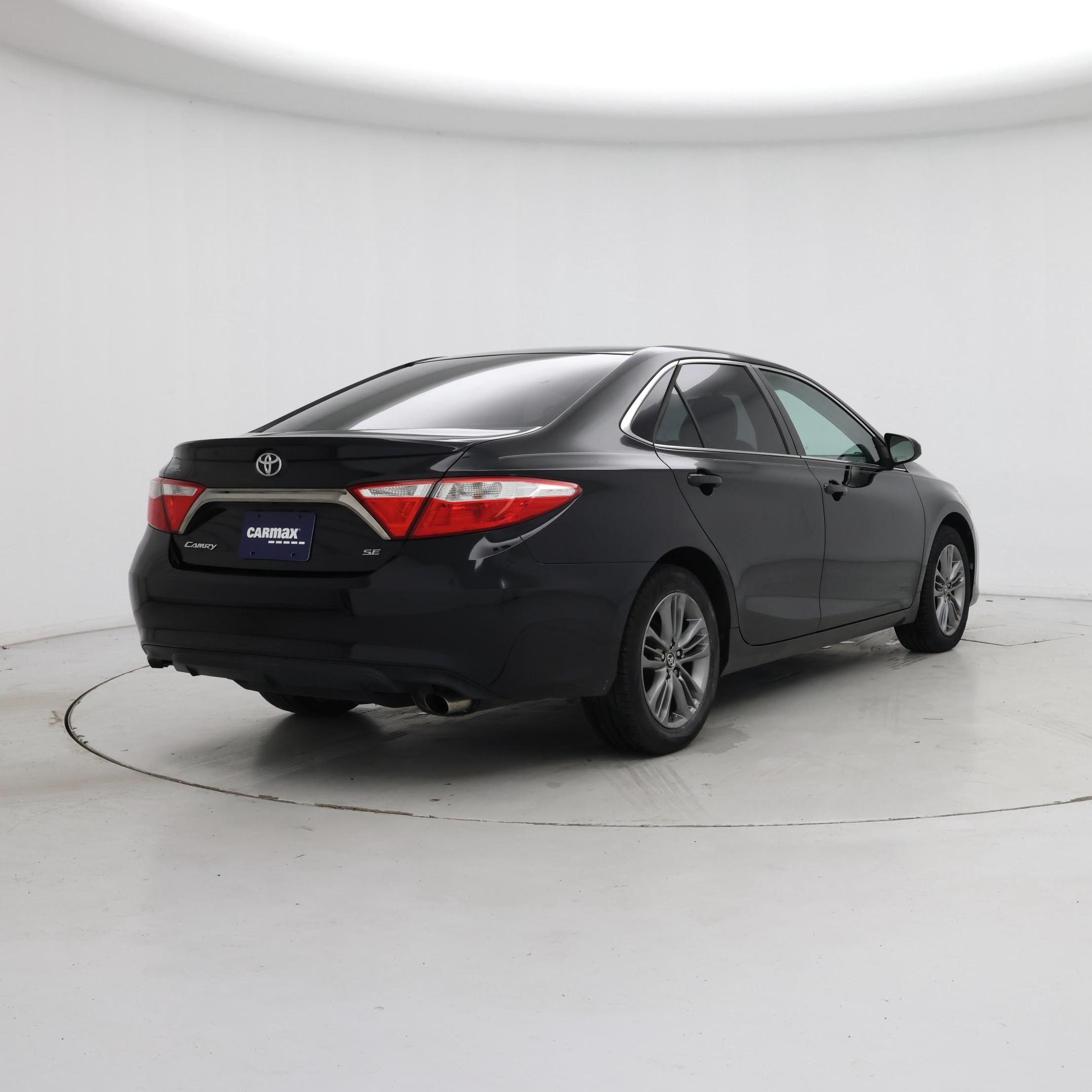 Thumbnail: 2016 Toyota Camry - 8