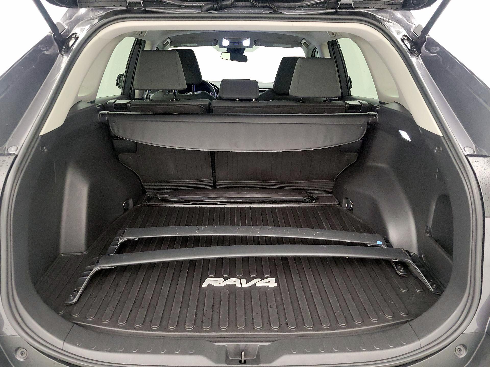 Thumbnail: 2023 Toyota RAV4 - 18