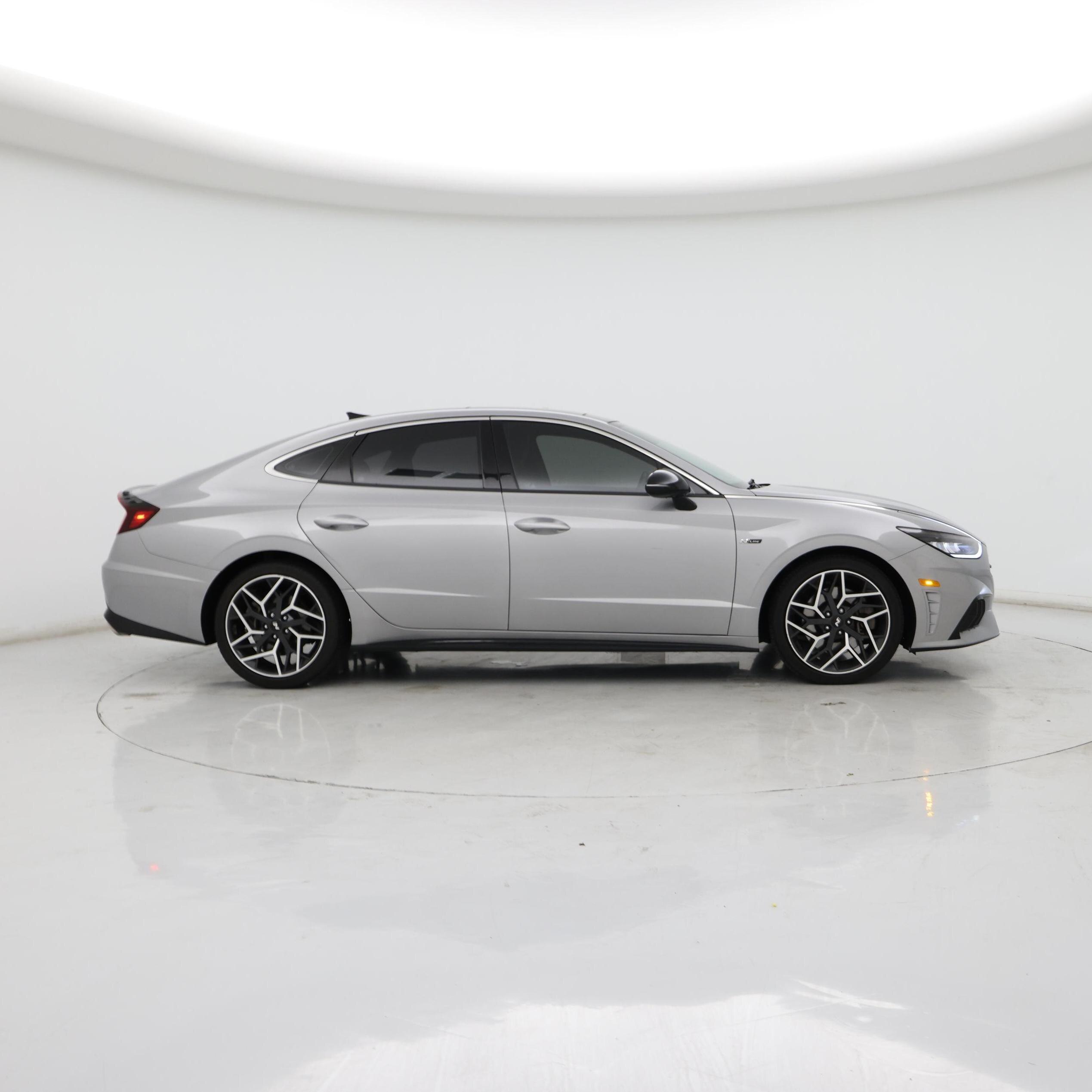 Thumbnail: 2023 Hyundai Sonata - 7