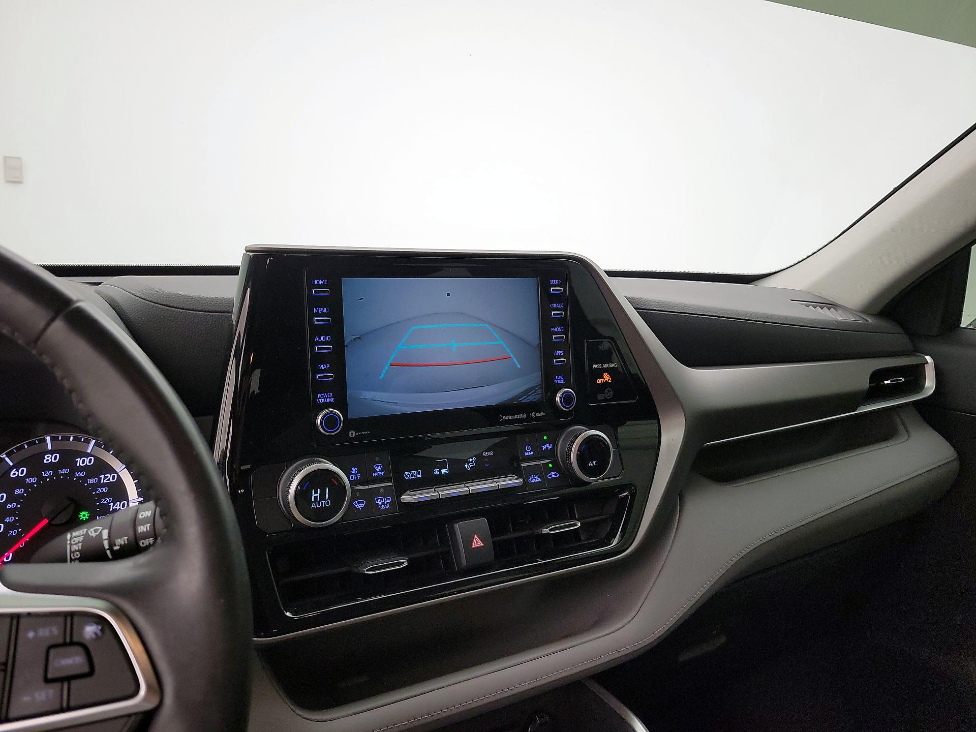 Thumbnail: 2020 Toyota Highlander - 13