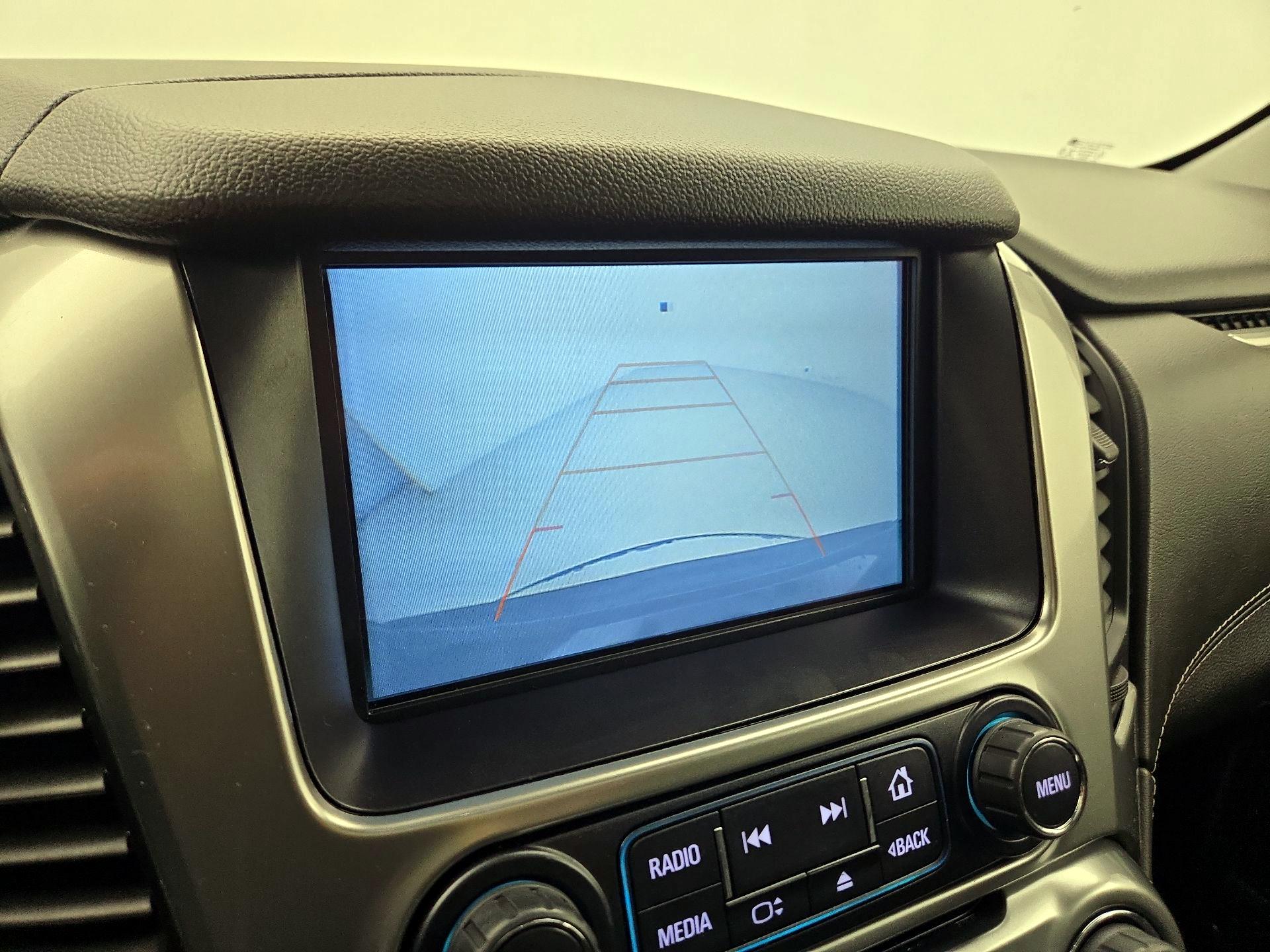 Thumbnail: 2020 Chevrolet Tahoe - 15