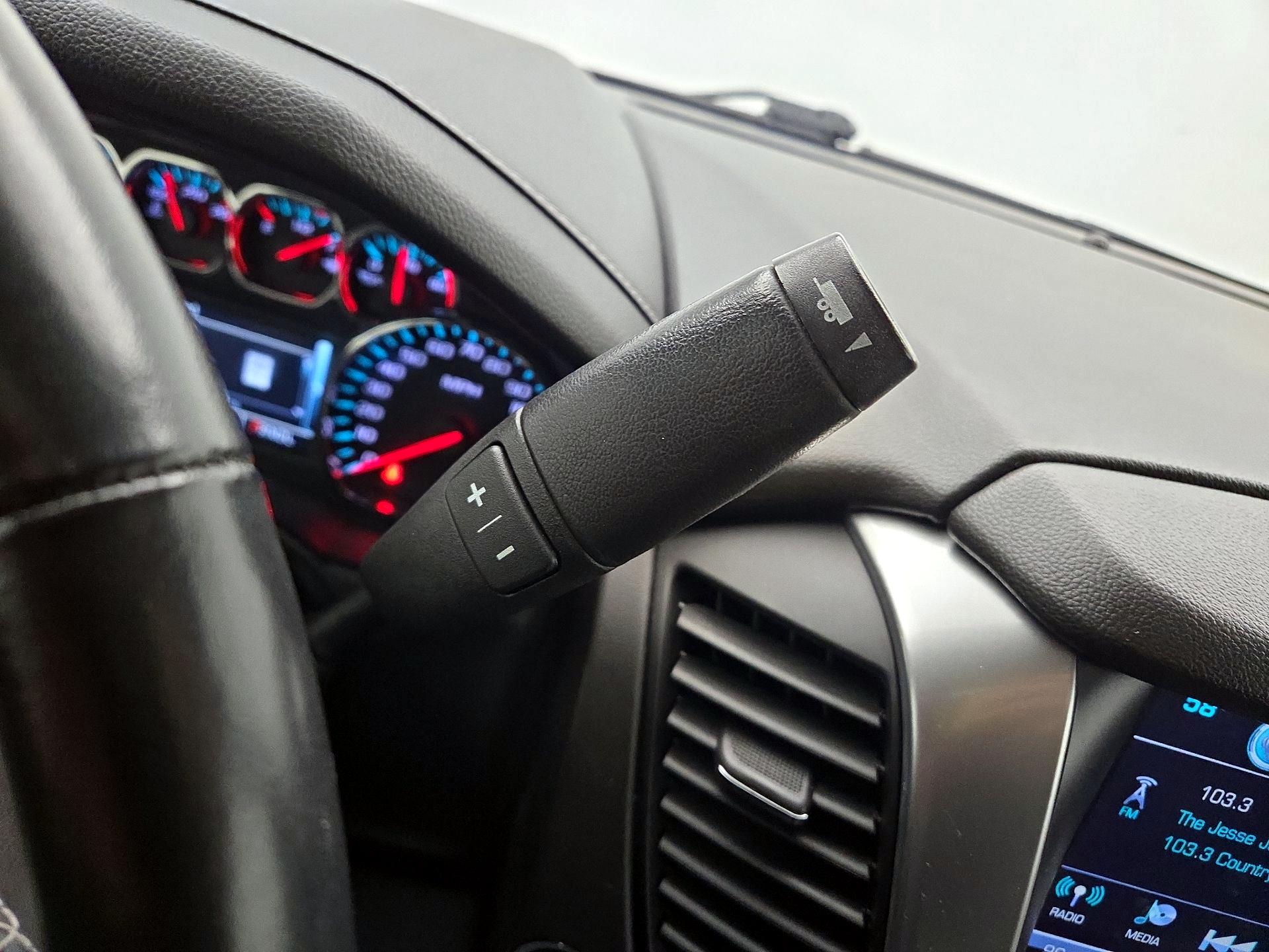 Thumbnail: 2020 Chevrolet Tahoe - 18