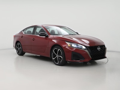 Red 2023 Nissan Altima SR