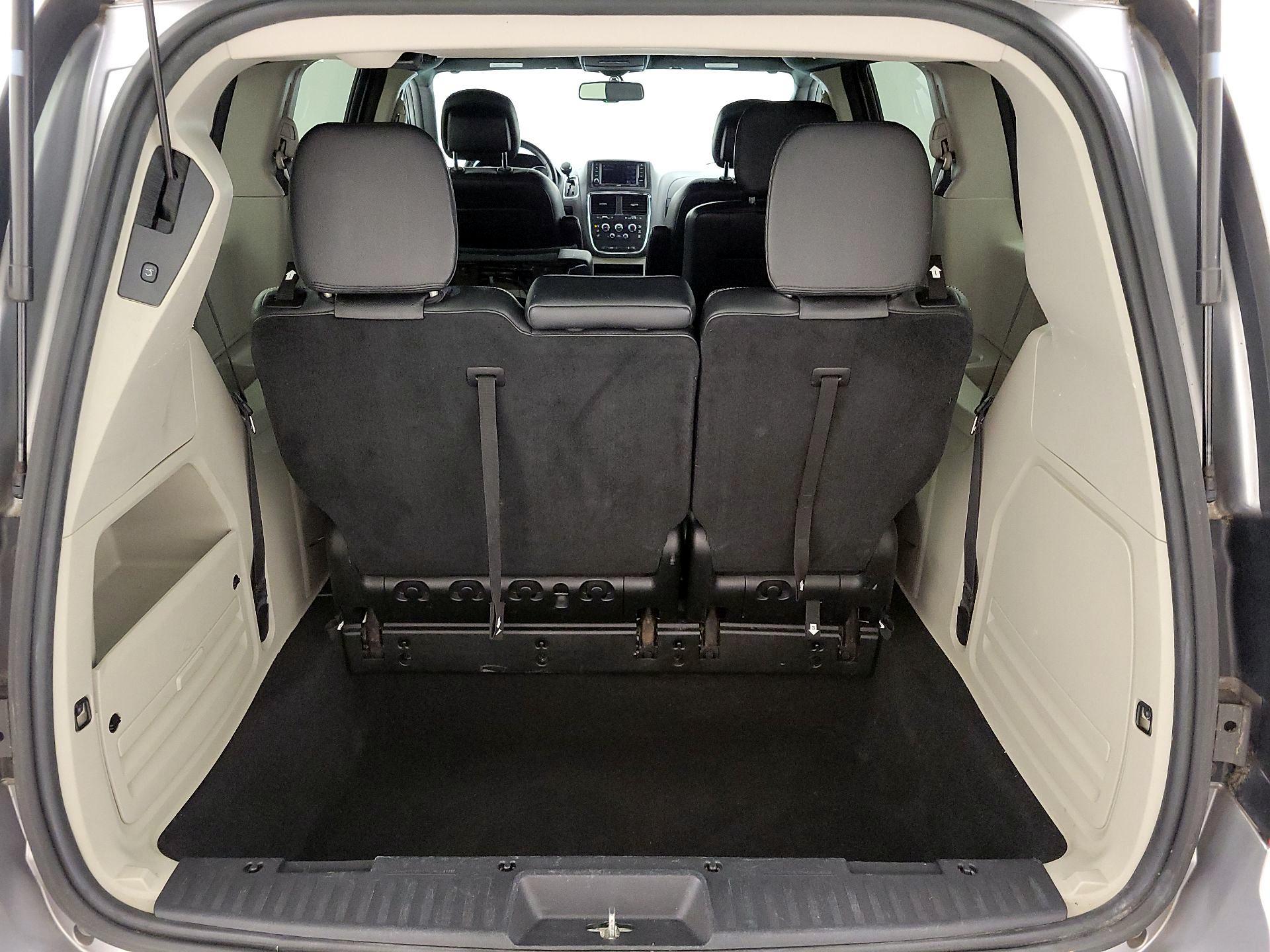 Thumbnail: 2017 Dodge Grand Caravan - 20