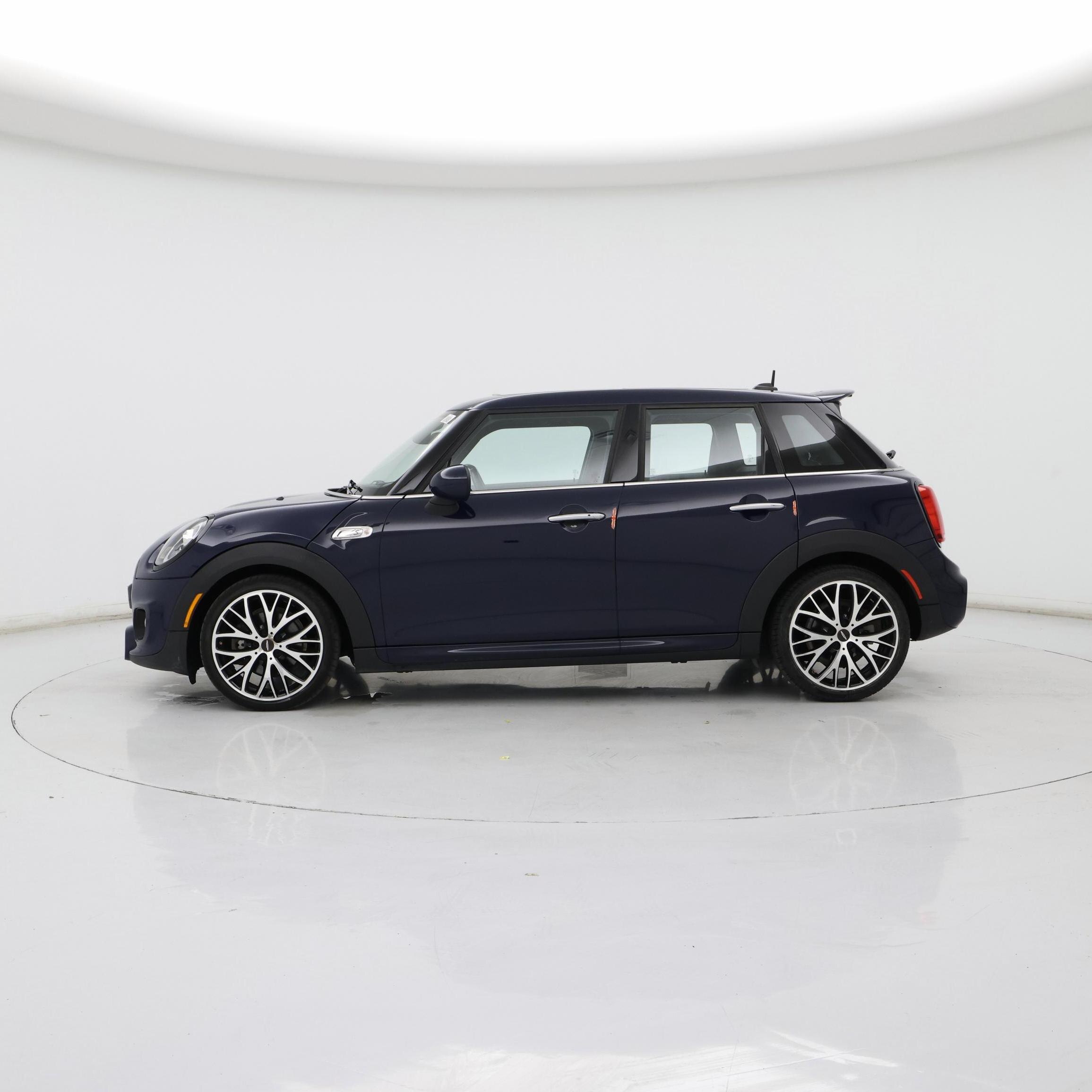 Thumbnail: 2019 MINI Cooper Hardtop - 3