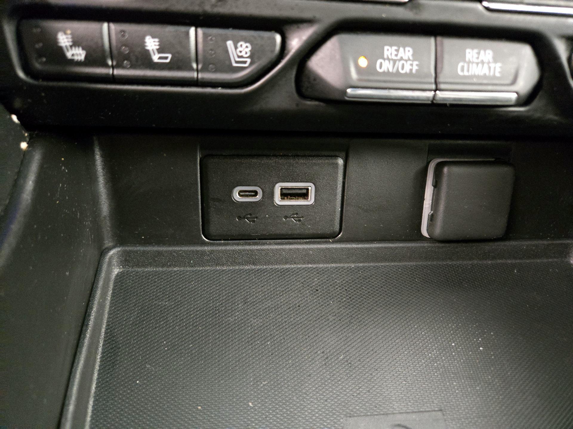 Thumbnail: 2022 Chevrolet Tahoe - 18