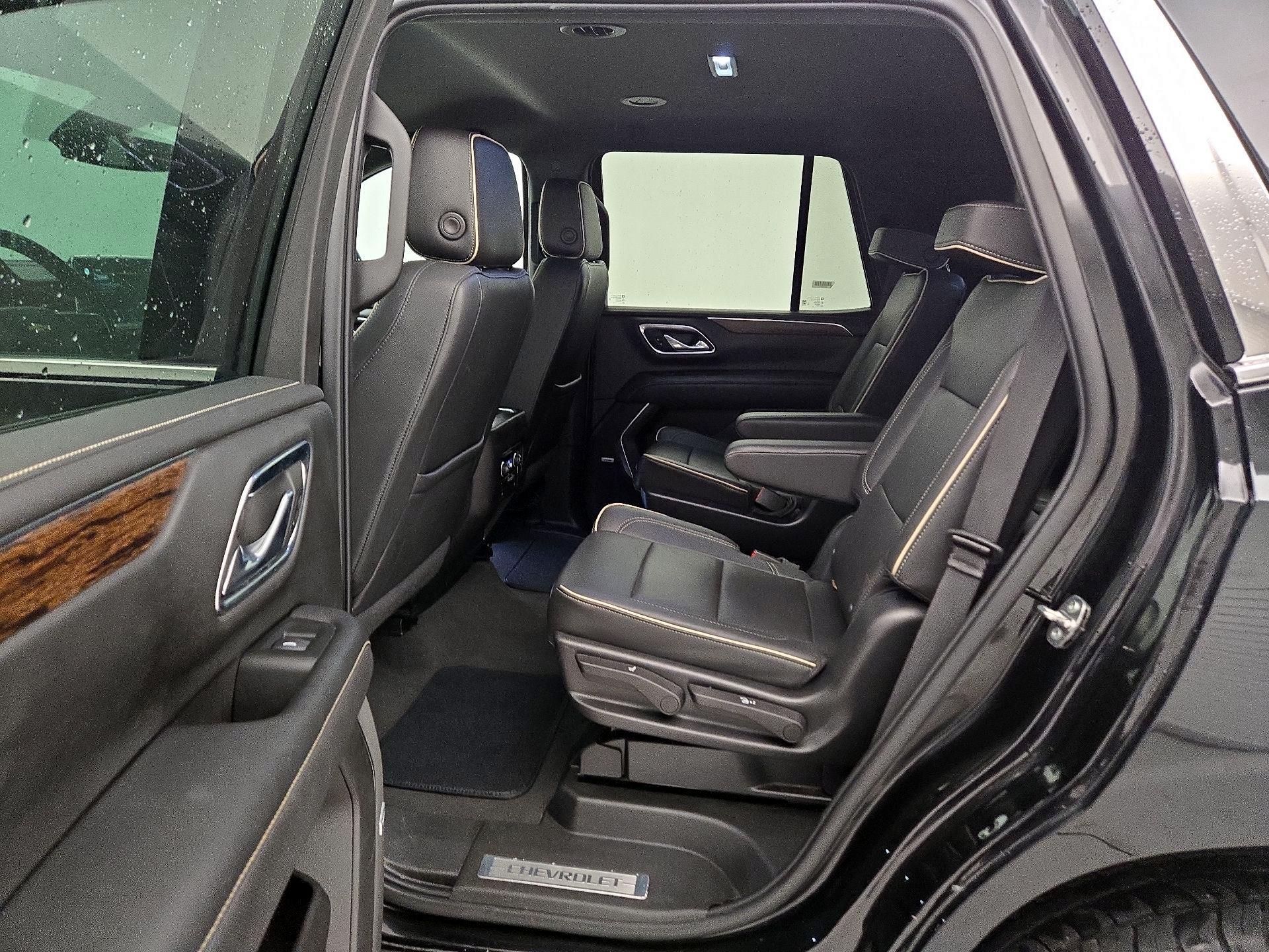 Thumbnail: 2022 Chevrolet Tahoe - 19