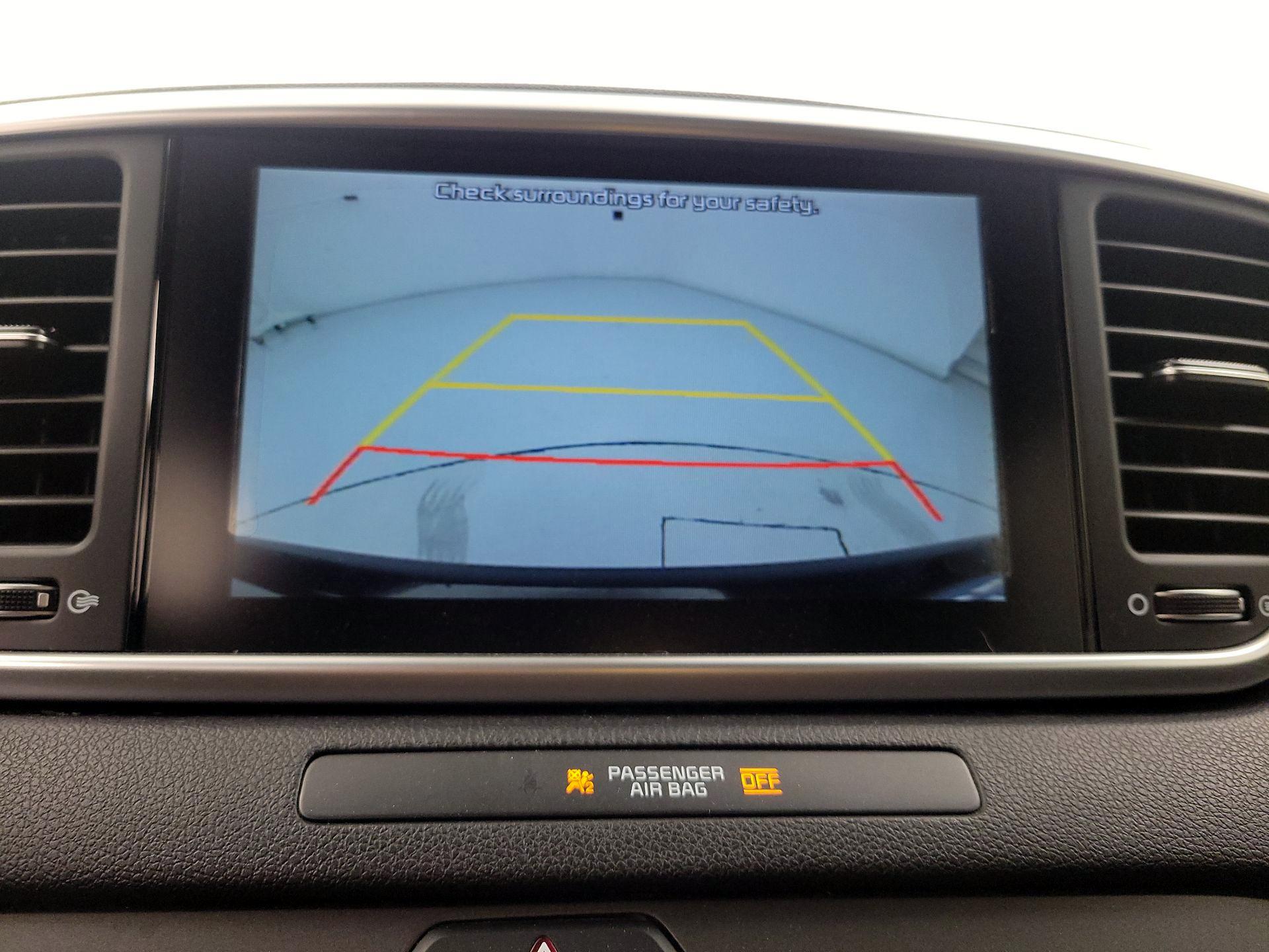 Thumbnail: 2020 Kia Sportage - 14