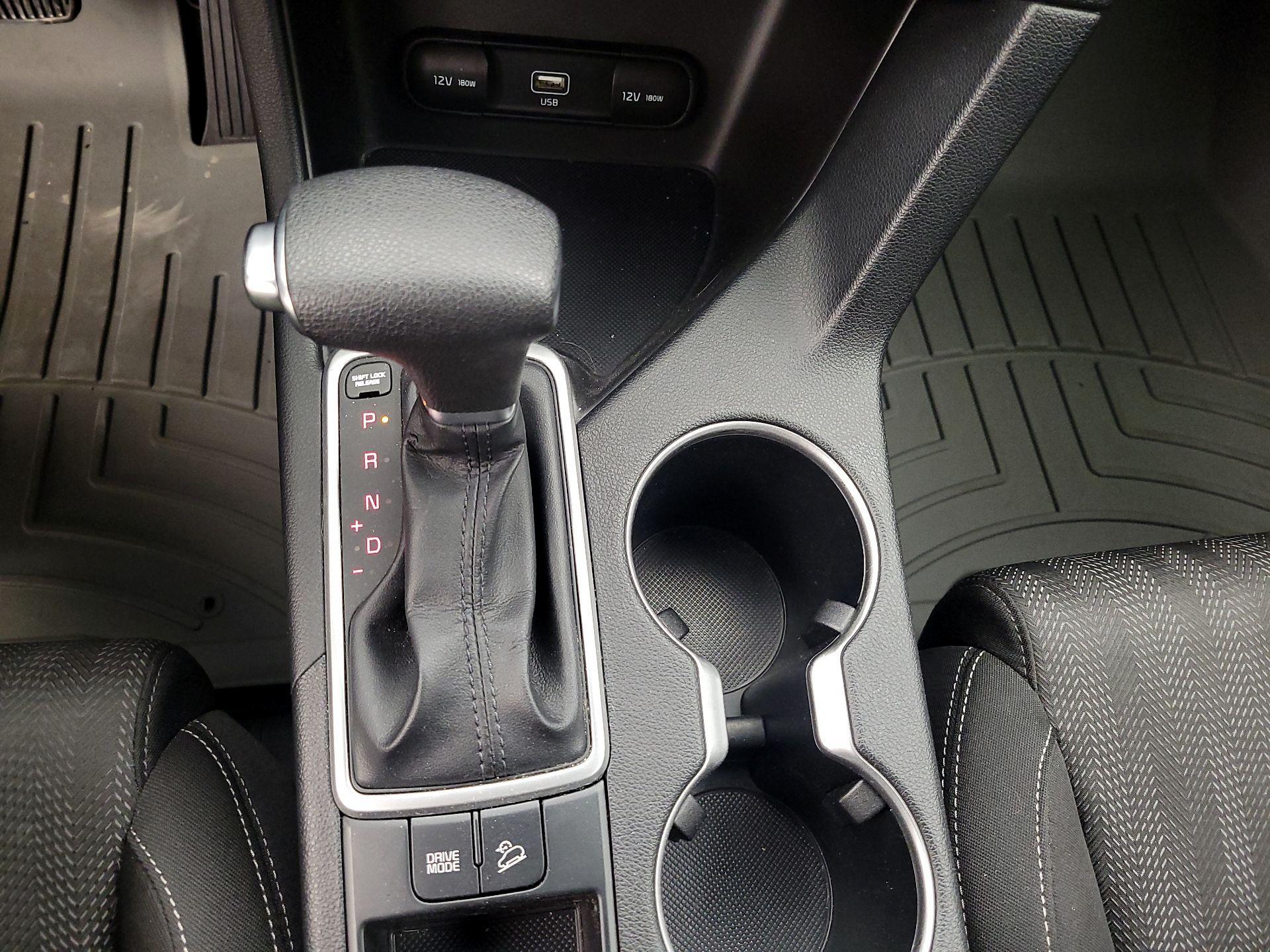 Thumbnail: 2020 Kia Sportage - 17