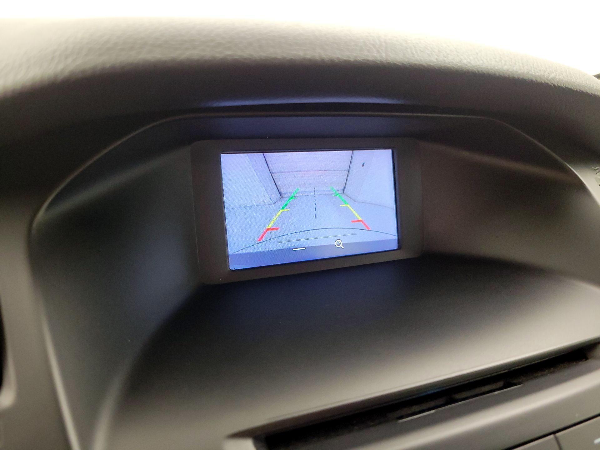 Thumbnail: 2016 Ford Focus - 14