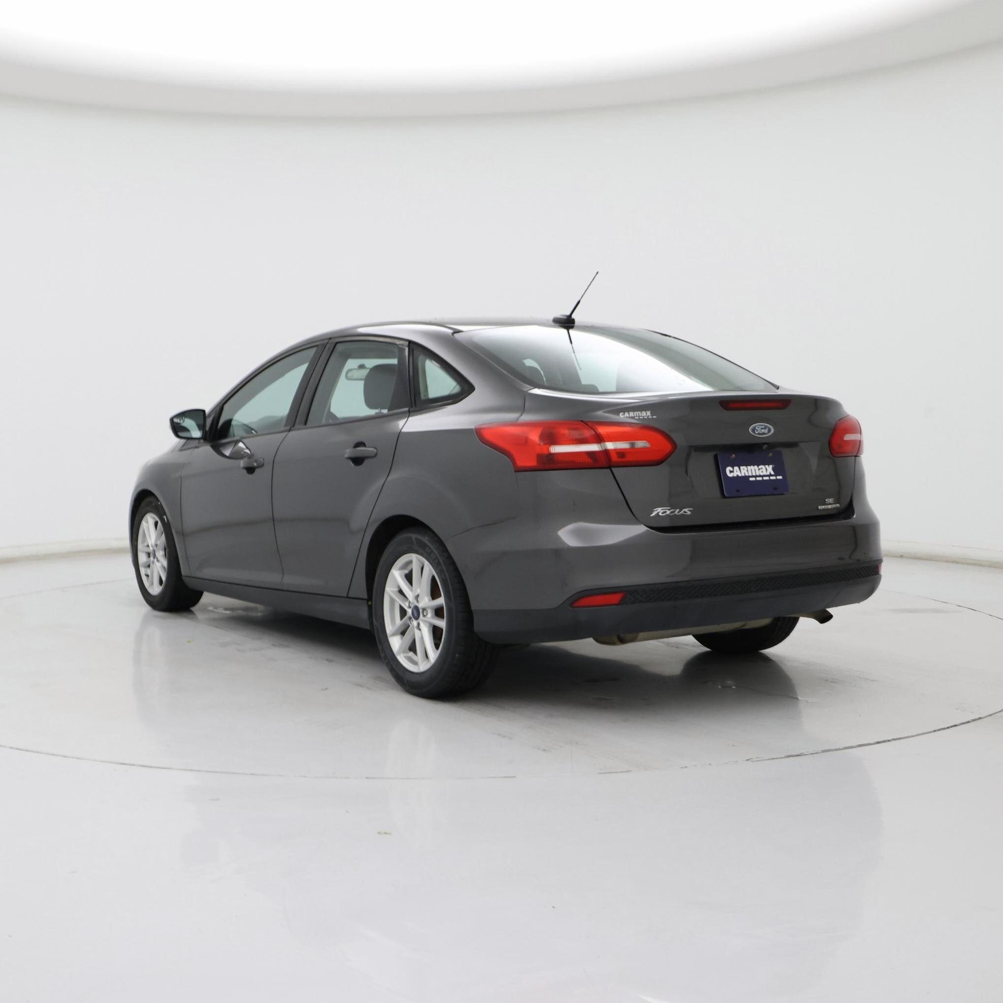 Thumbnail: 2016 Ford Focus - 2