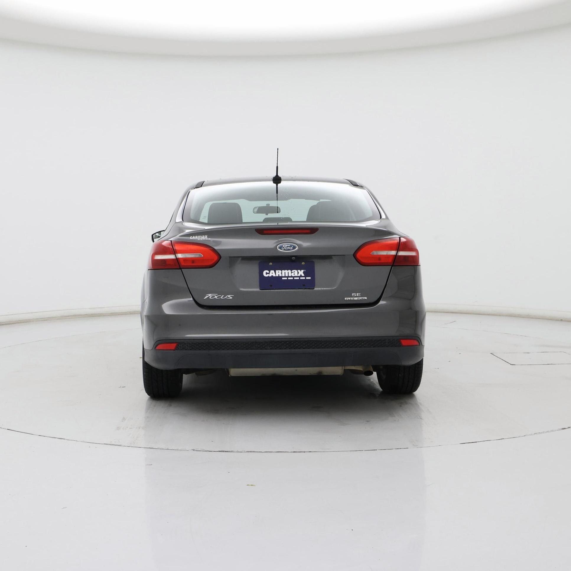 Thumbnail: 2016 Ford Focus - 6