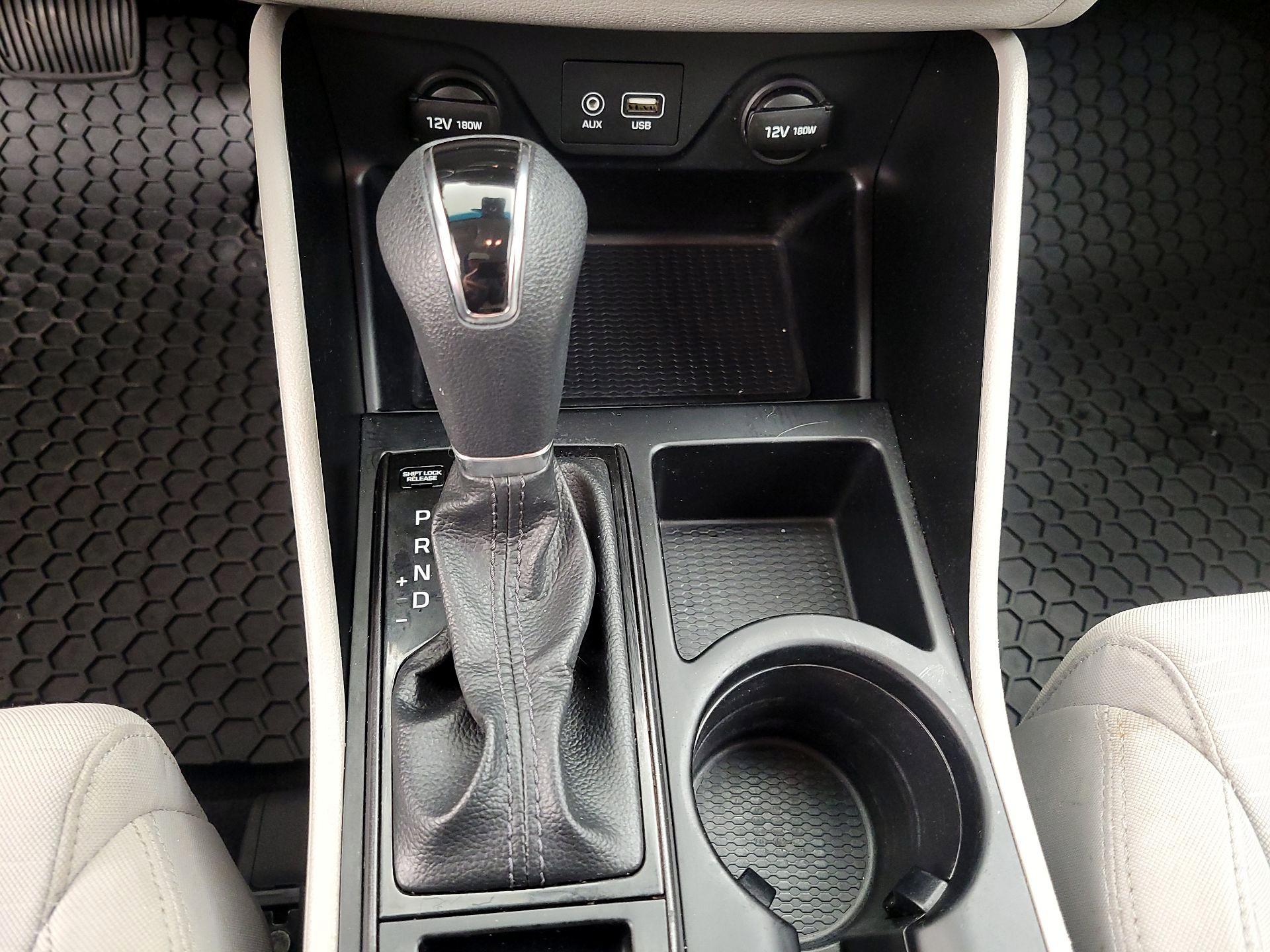 Thumbnail: 2019 Hyundai Tucson - 18