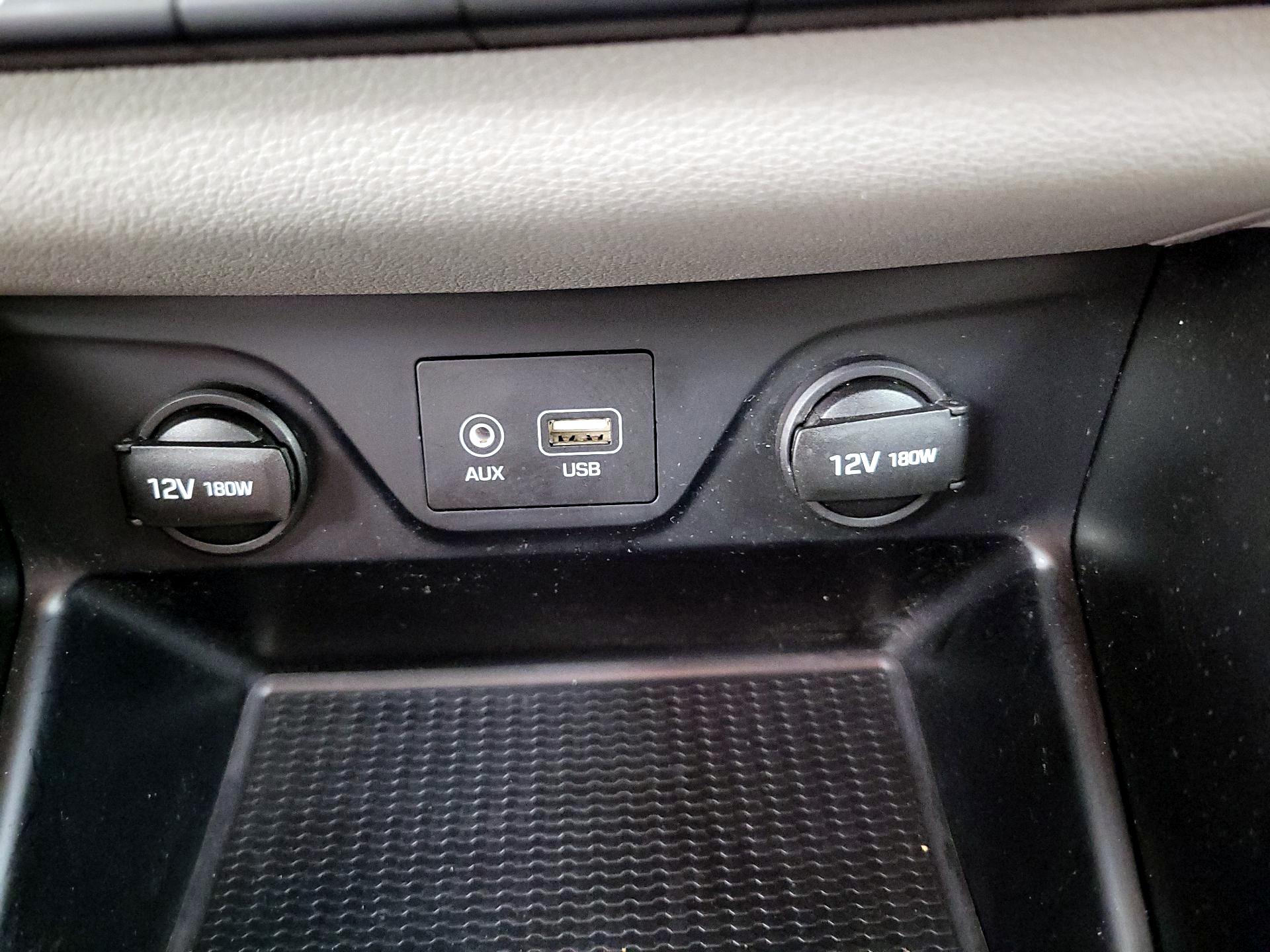 Thumbnail: 2019 Hyundai Tucson - 19