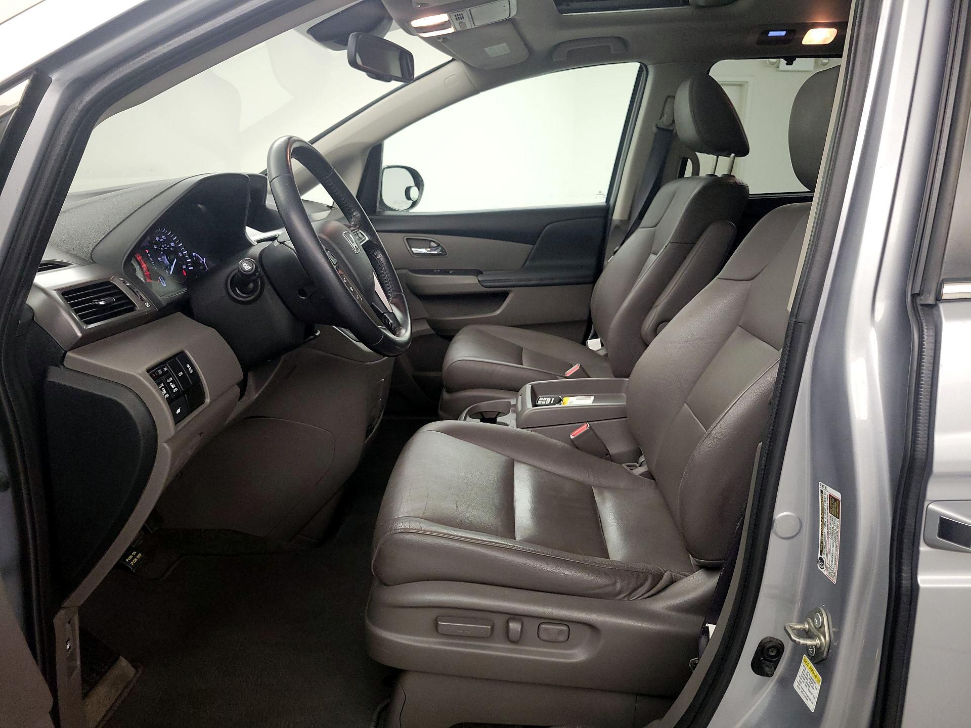 Thumbnail: 2017 Honda Odyssey - 11