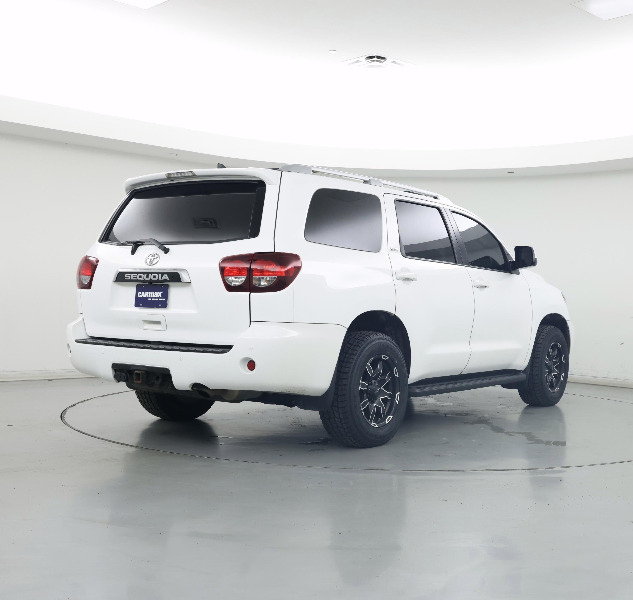Thumbnail: 2021 Toyota Sequoia - 8