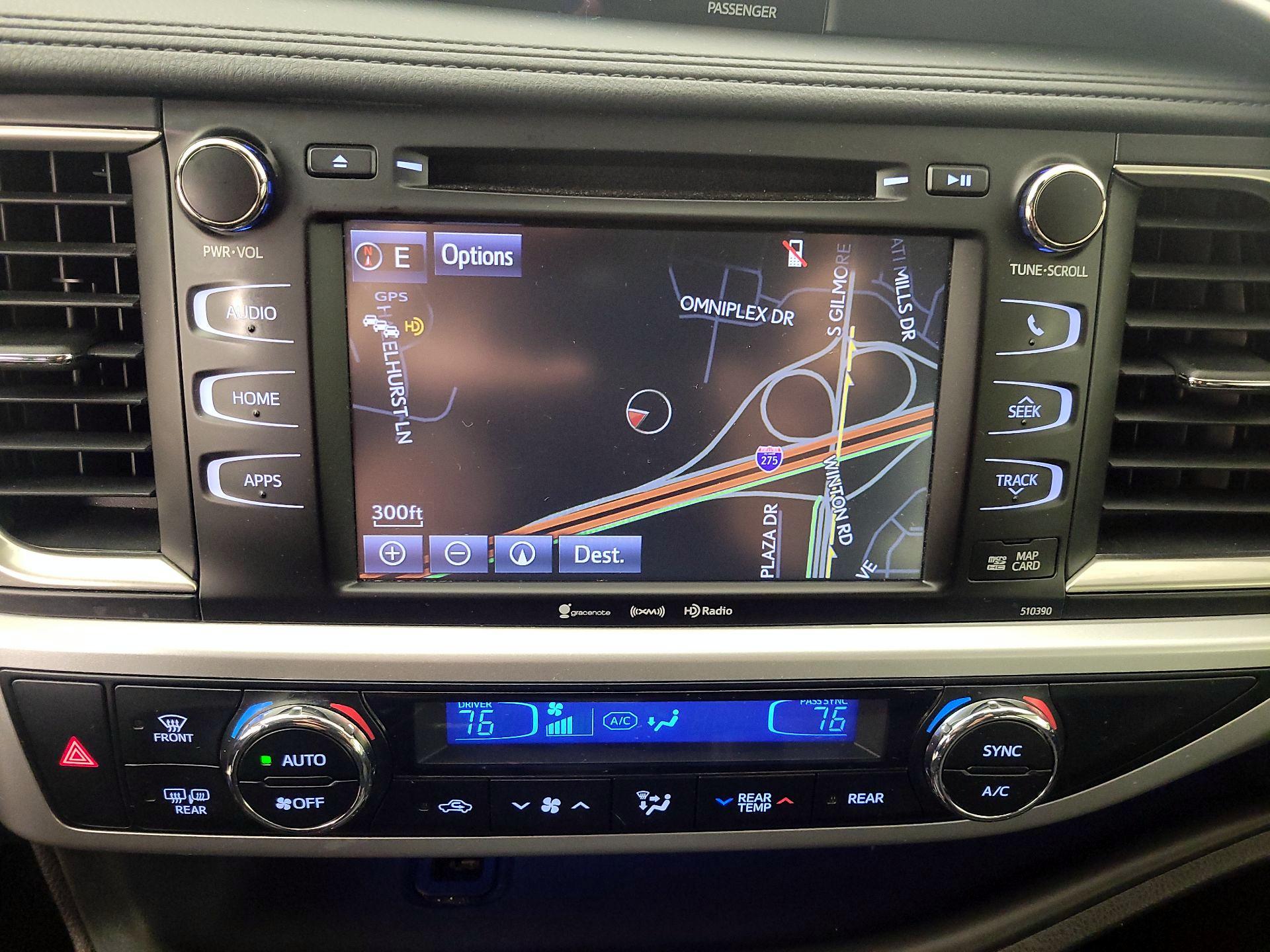 Thumbnail: 2019 Toyota Highlander - 14