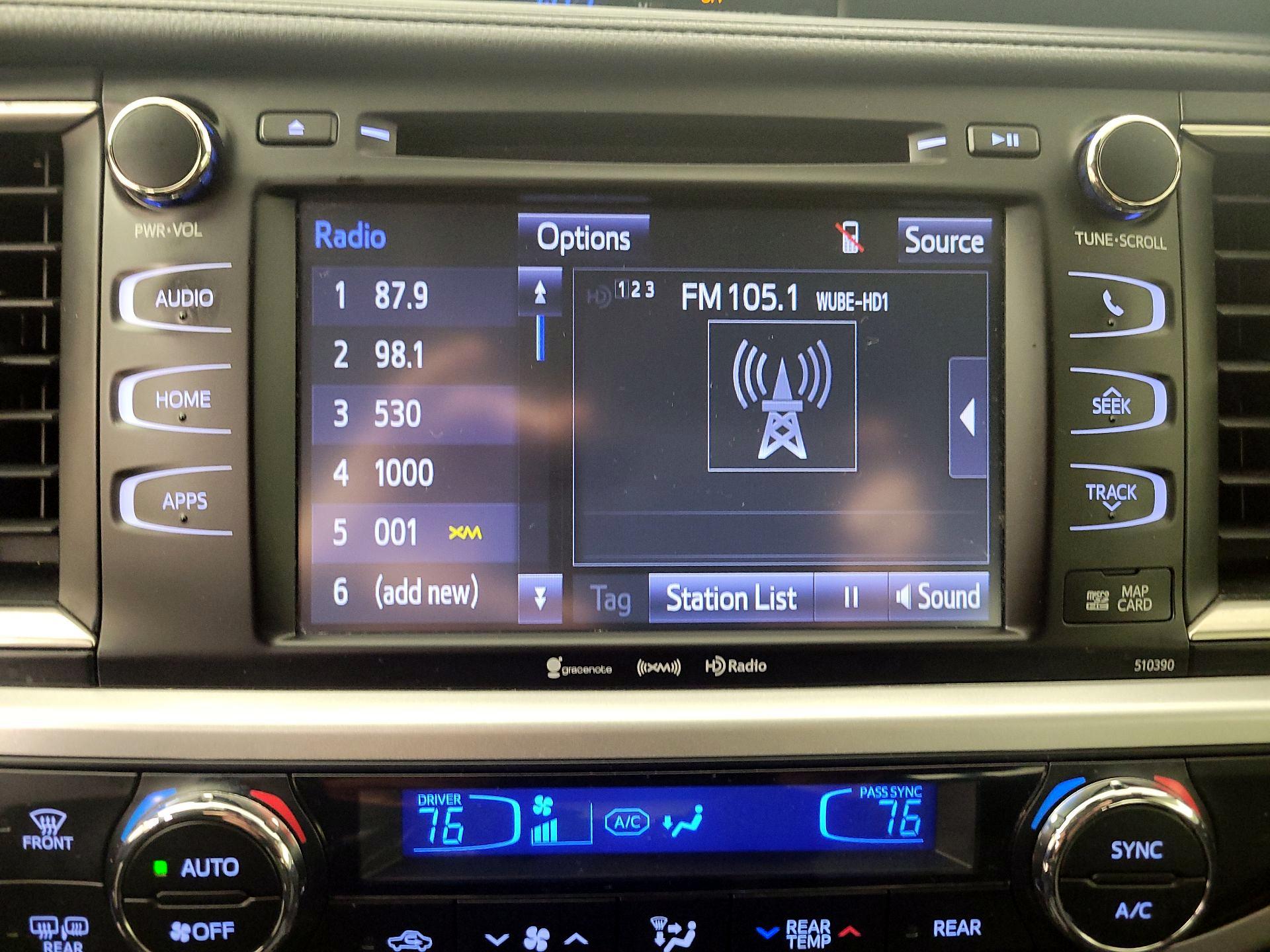 Thumbnail: 2019 Toyota Highlander - 16