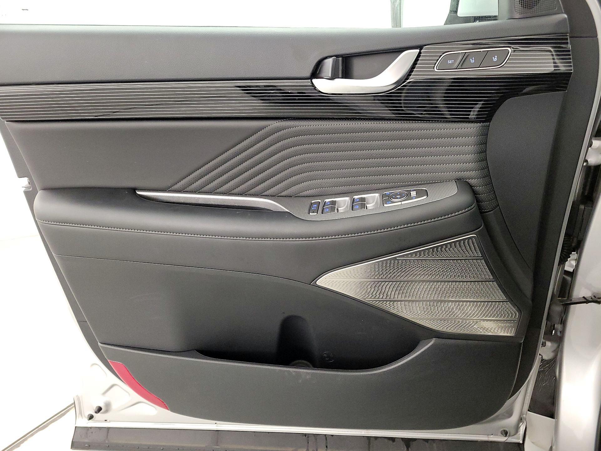 Thumbnail: 2025 Hyundai Palisade - 12