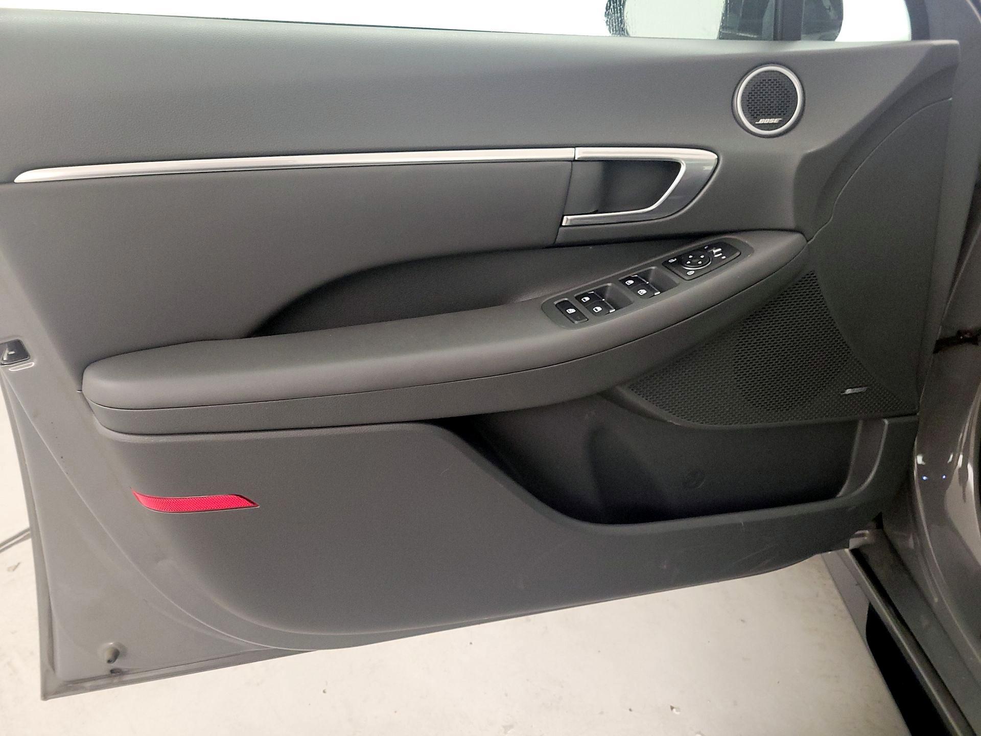 Thumbnail: 2023 Hyundai Sonata - 12