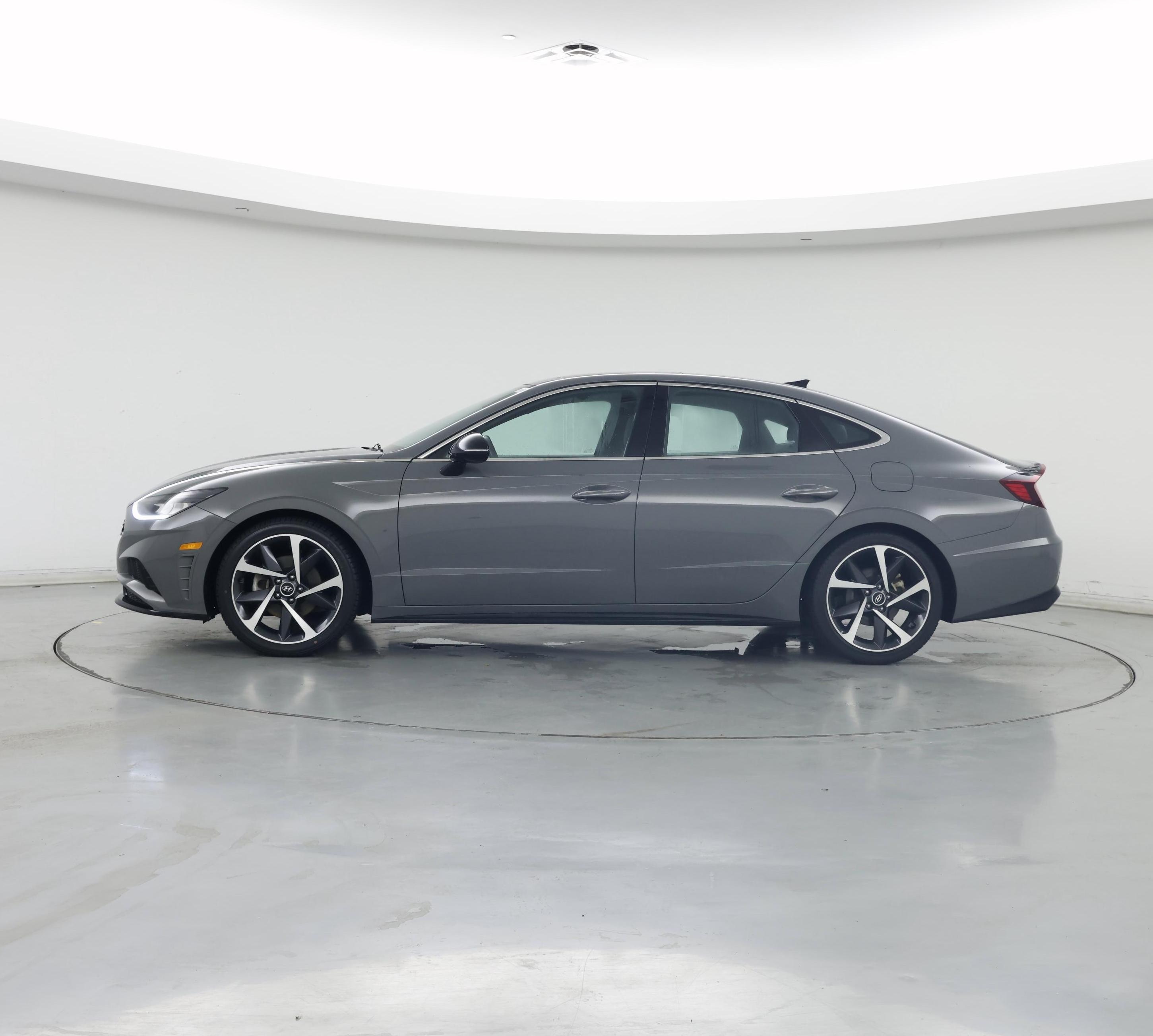 Thumbnail: 2023 Hyundai Sonata - 3